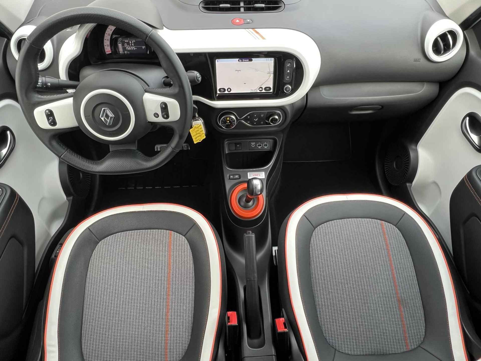 Renault Twingo Z.E. R80 Série Limitée Vibes / Dealer onderhouden / Koopaccu SoH 96.19 % / Stoelverwarming / Navigatie / Apple Carplay Anroid / 16"LM wielen / Winterwielenset / - 2/51