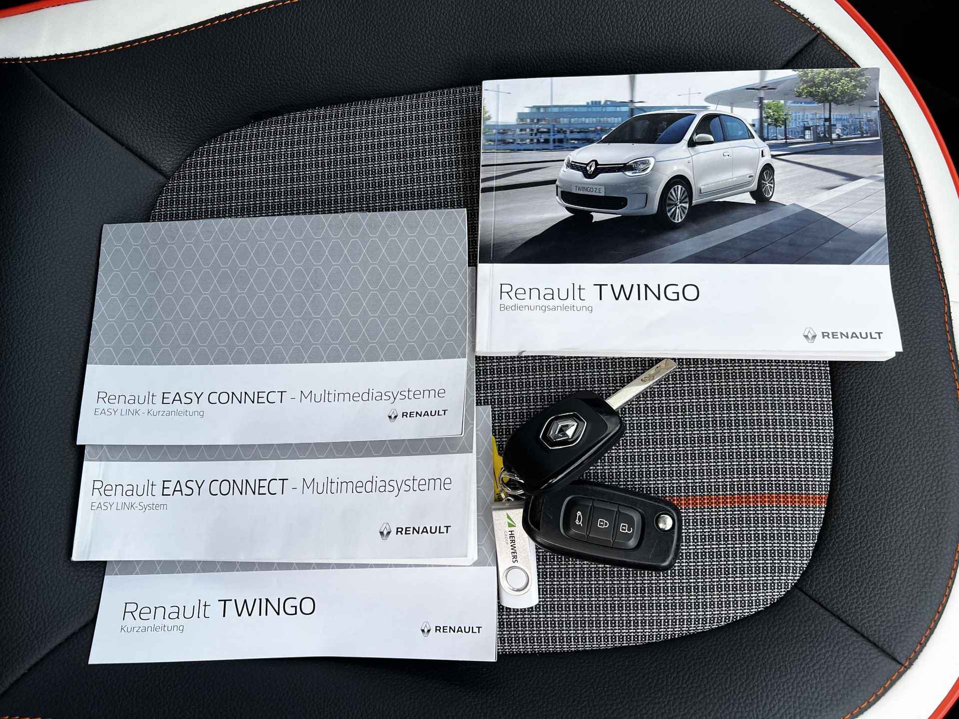 Renault Twingo Z.E. R80 Série Limitée Vibes / Dealer onderhouden / Koopaccu SoH 96.19 % / Stoelverwarming / Navigatie / Apple Carplay Anroid / 16"LM wielen / Winterwielenset / - 7/51