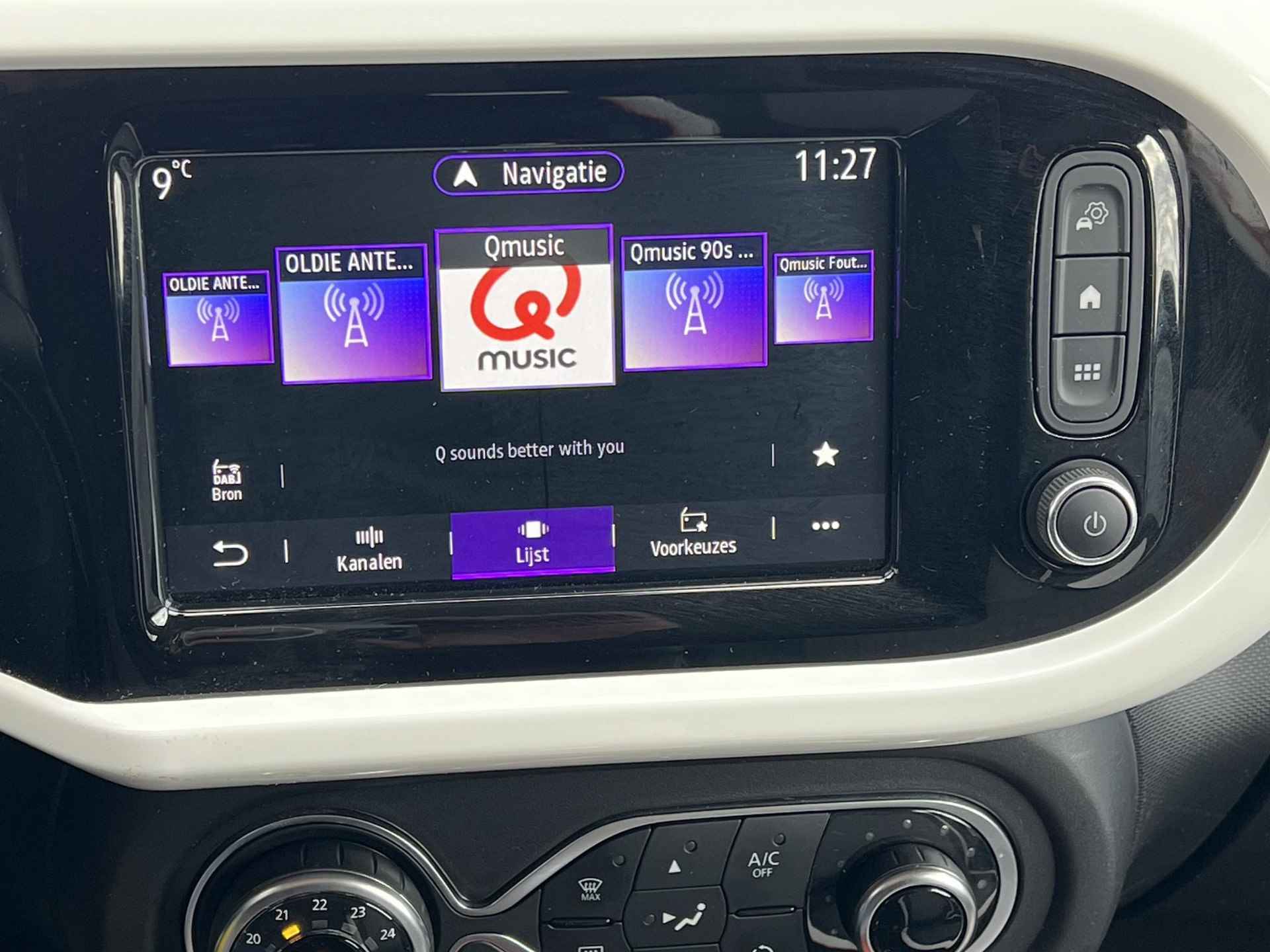 Renault Twingo Z.E. R80 Série Limitée Vibes / Dealer onderhouden / Koopaccu SoH 96.19 % / Stoelverwarming / Navigatie / Apple Carplay Anroid / 16"LM wielen / Winterwielenset / - 19/51