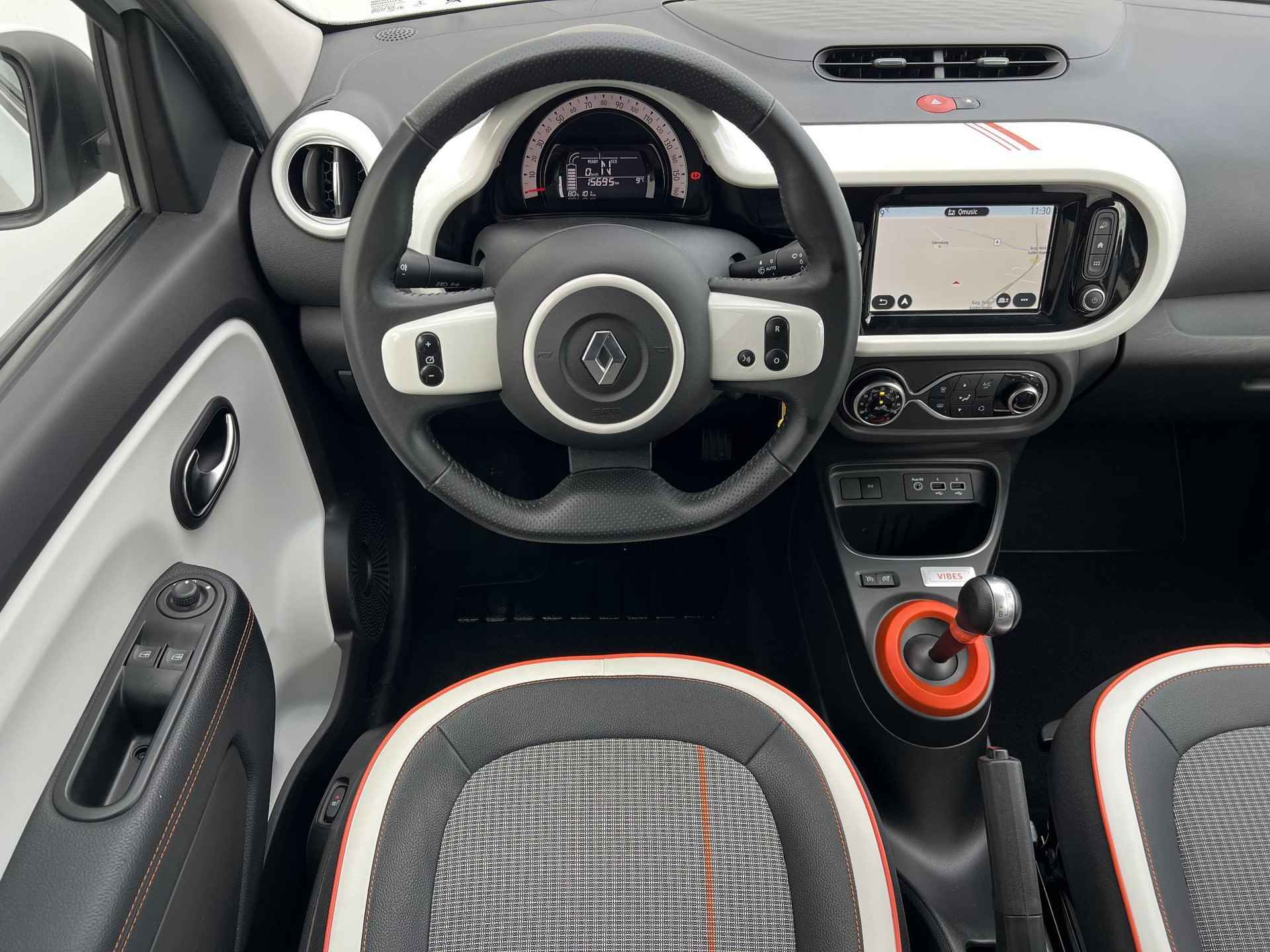 Renault Twingo Z.E. R80 Série Limitée Vibes / Dealer onderhouden / Koopaccu SoH 96.19 % / Stoelverwarming / Navigatie / Apple Carplay Anroid / 16"LM wielen / Winterwielenset / - 37/51