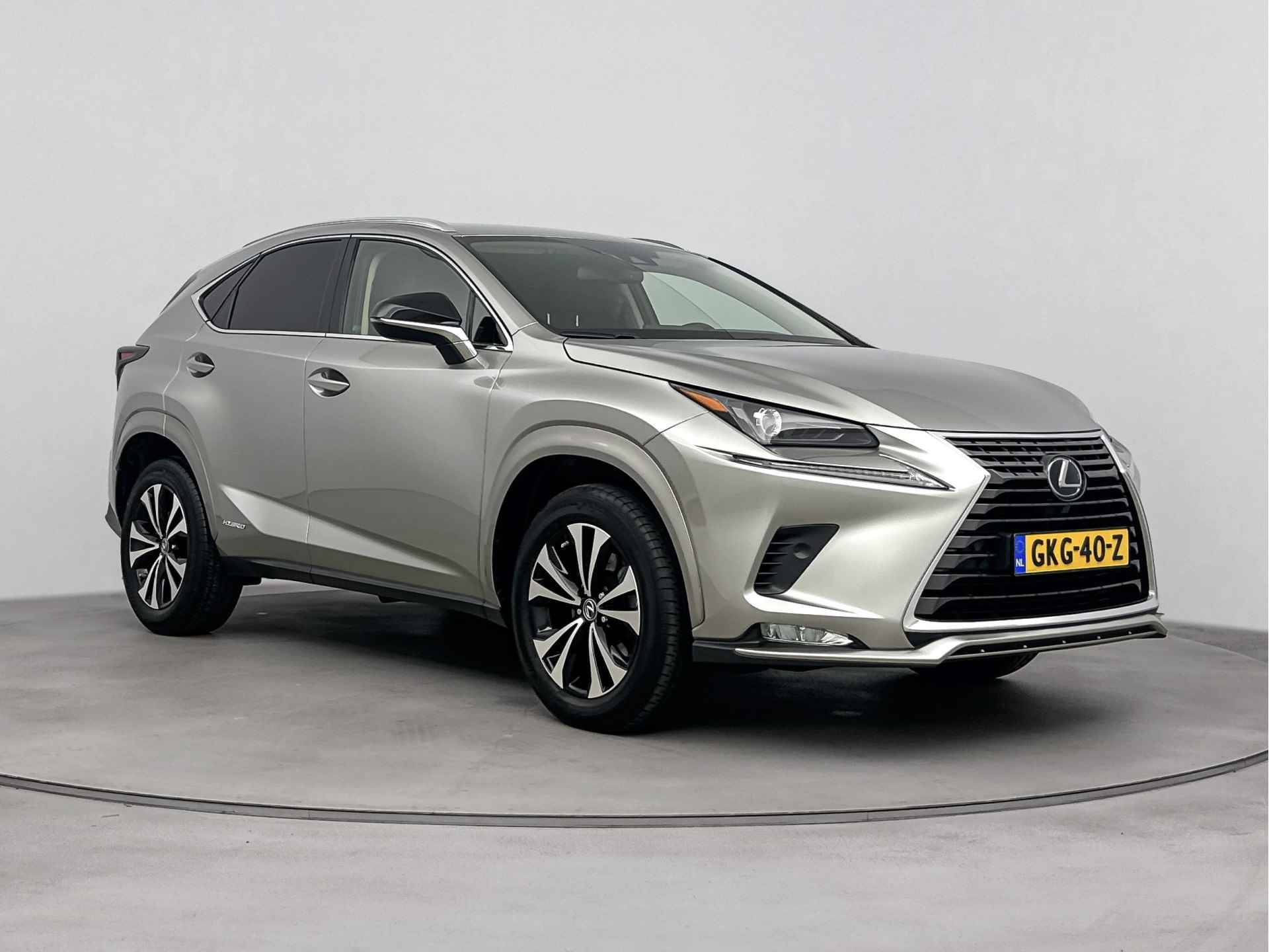 Lexus NX 300h AWD Ultimate Edition Limited | Navigatie | Stuur-/Stoelverwarming | Dodehoek Detectie | - 28/41