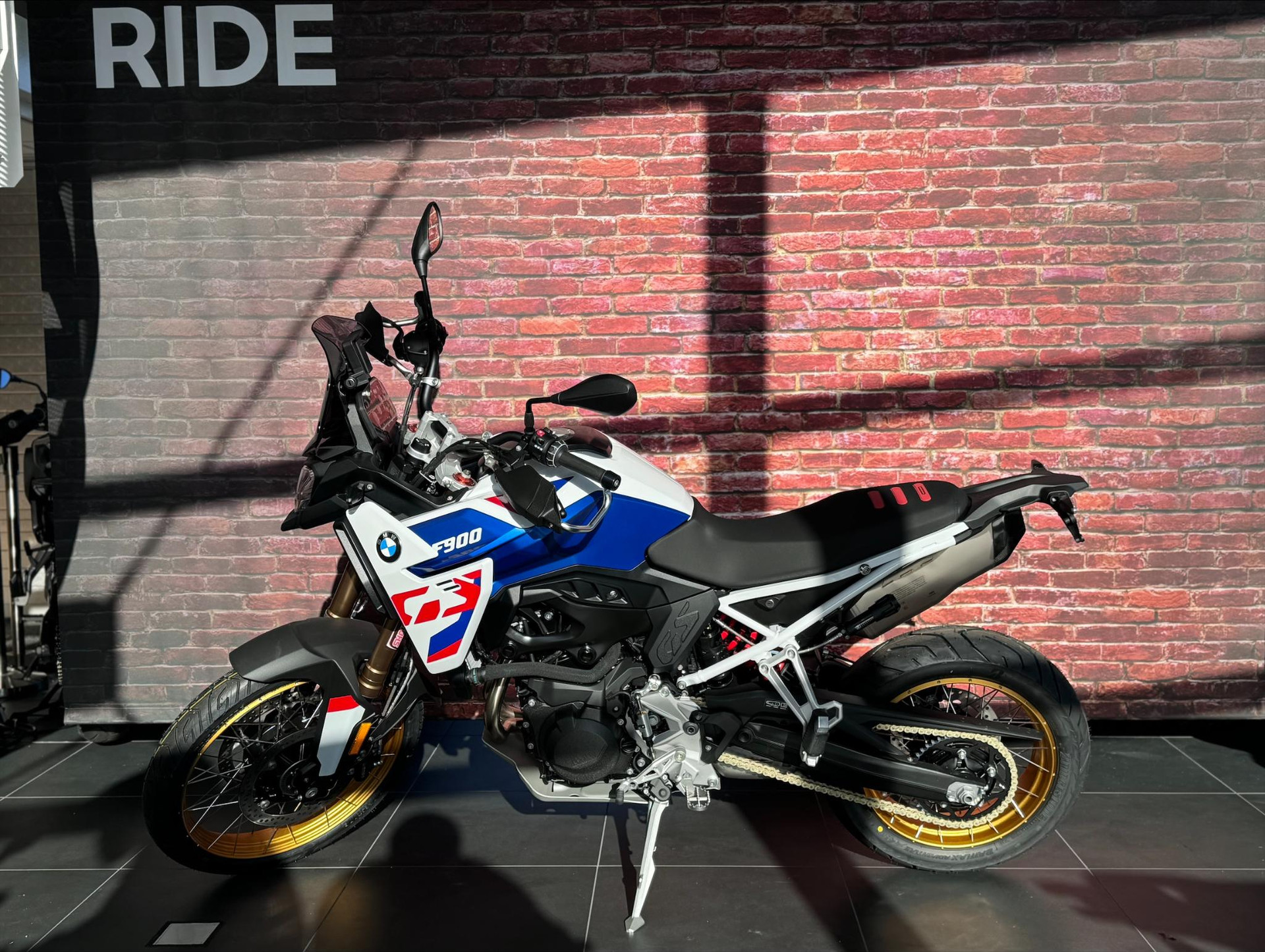 BMW F 900 GS TROPHY