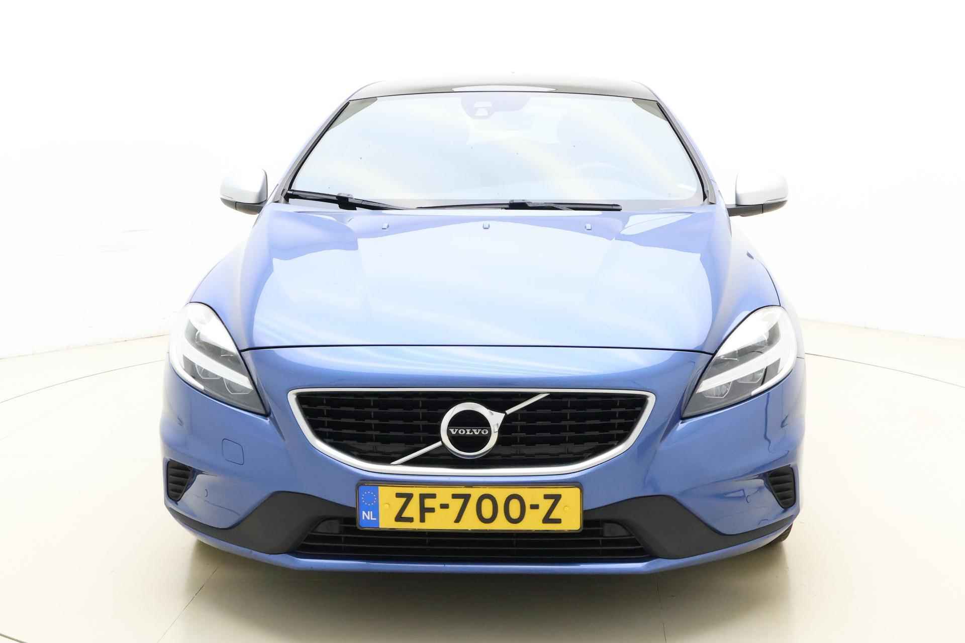 Volvo V40 1.5 T3 Polar+ Sport - 6/35