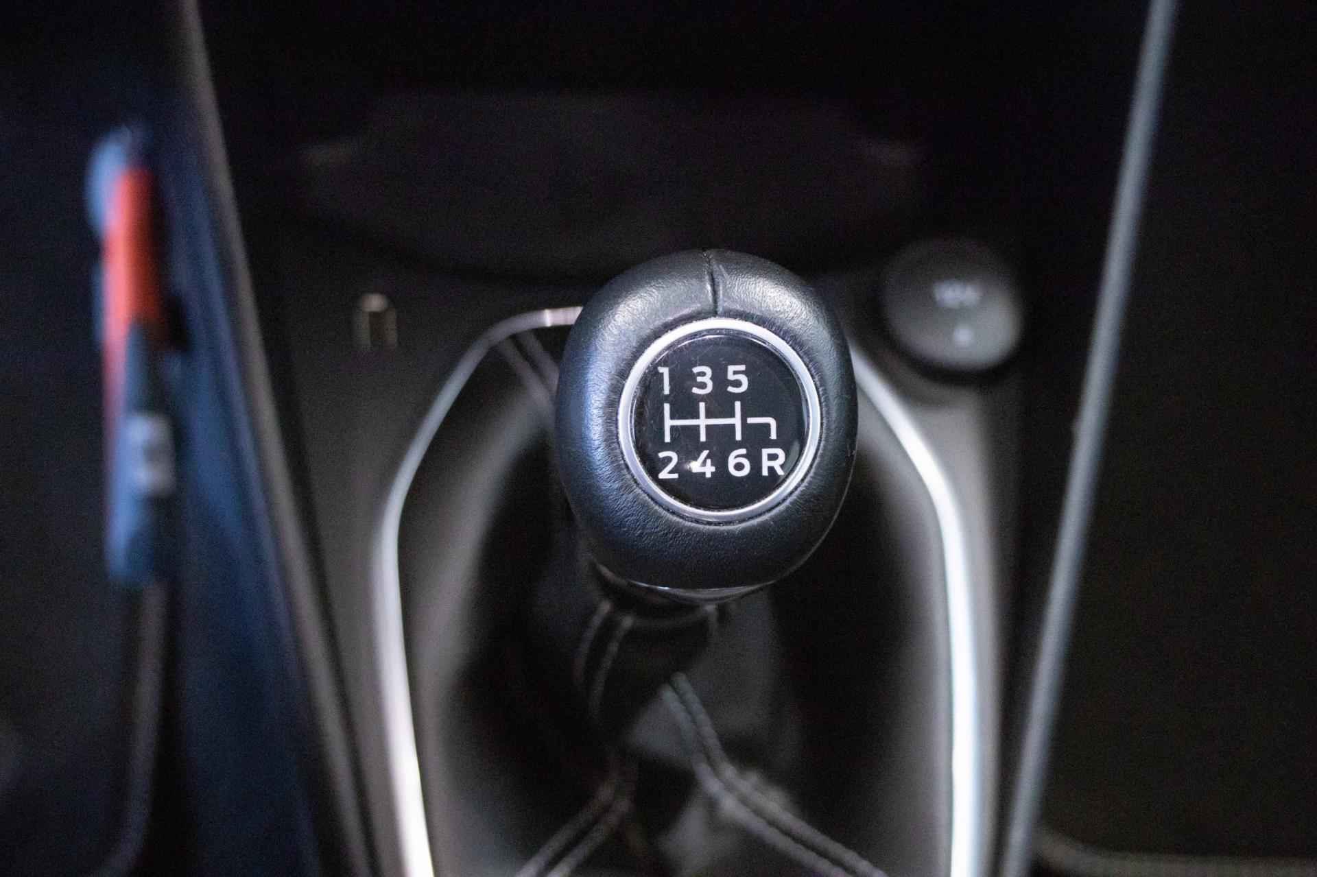 Ford Fiesta 1.0 EcoBoost Hybrid Titanium| Climate | Cruise | Navigatie | Park Tronic - 24/27