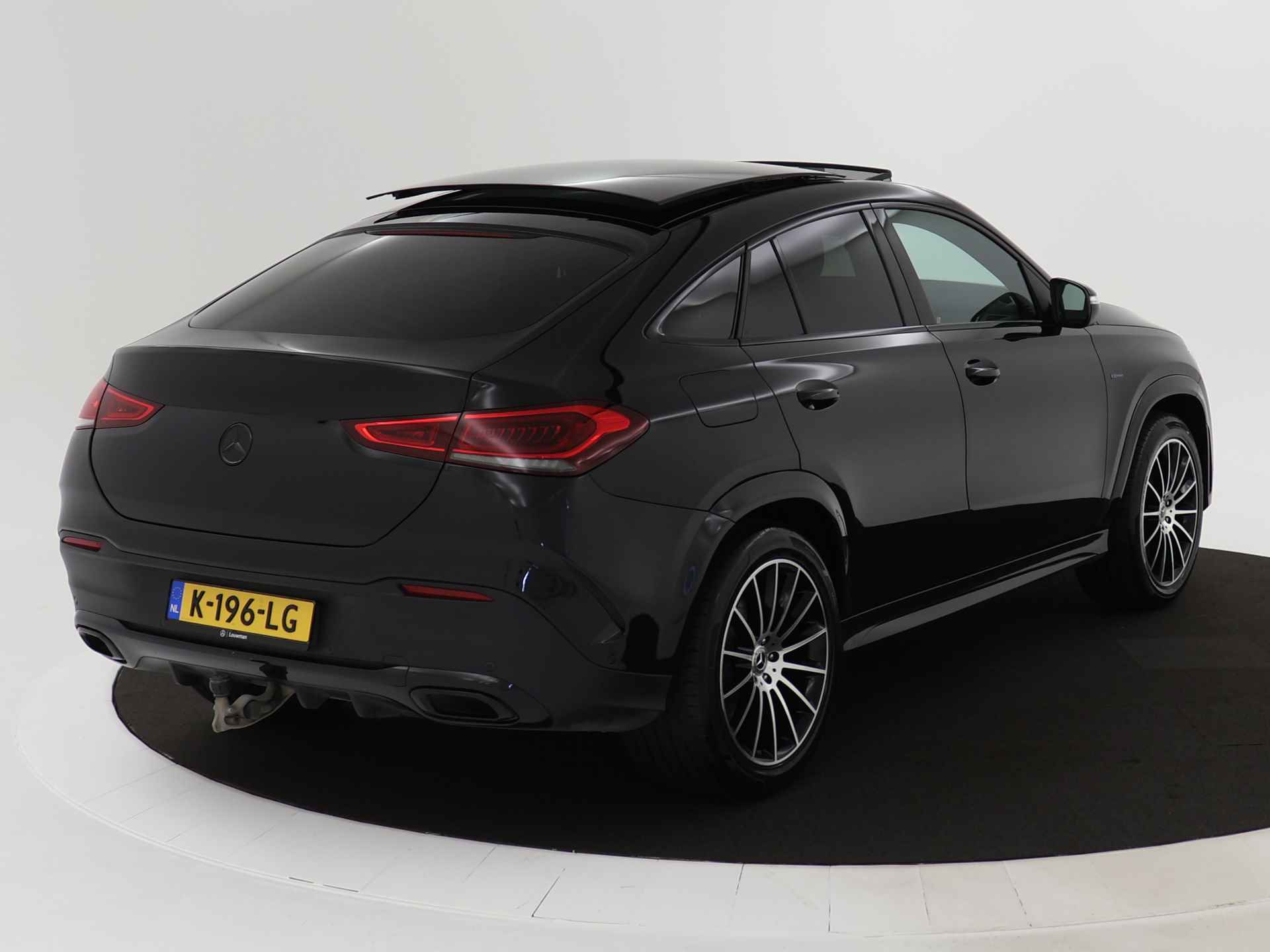 Mercedes-Benz GLE Coupé 350 e 4MATIC | Trekhaak | Burmester | Apple CarPlay | Android Auto | Panorama schuif-kanteldak | Keyless Entry | Inclusief 24 maanden Mercedes-Benz Certified garantie voor Europa. - 3/45