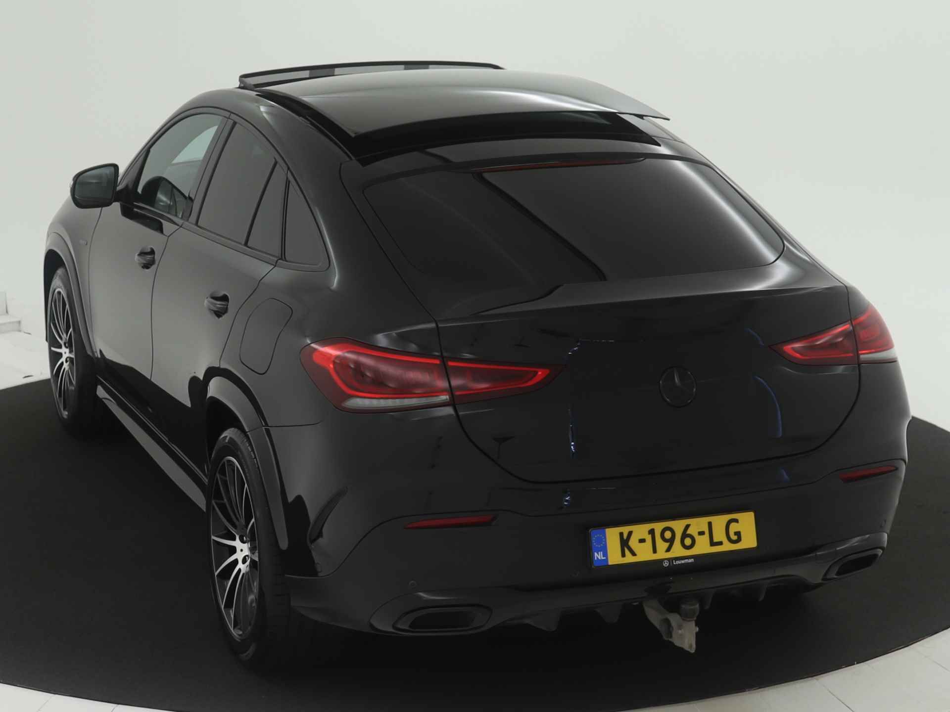 Mercedes-Benz GLE Coupé 350 e 4MATIC | Trekhaak | Burmester | Apple CarPlay | Android Auto | Panorama schuif-kanteldak | Keyless Entry | Inclusief 24 maanden Mercedes-Benz Certified garantie voor Europa. - 29/45