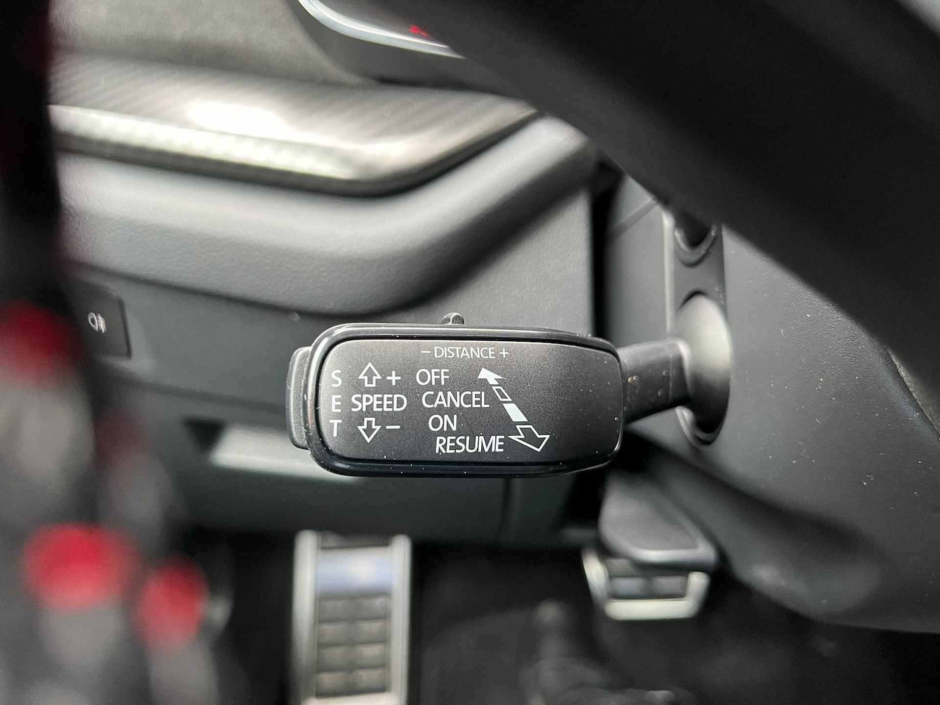 Škoda Octavia Combi 1.4 TSI RS iV PHEV Business / DSG / Panoramadak / LED / Canton Sound / Standkachel / 19" LMV P4 - 17/35