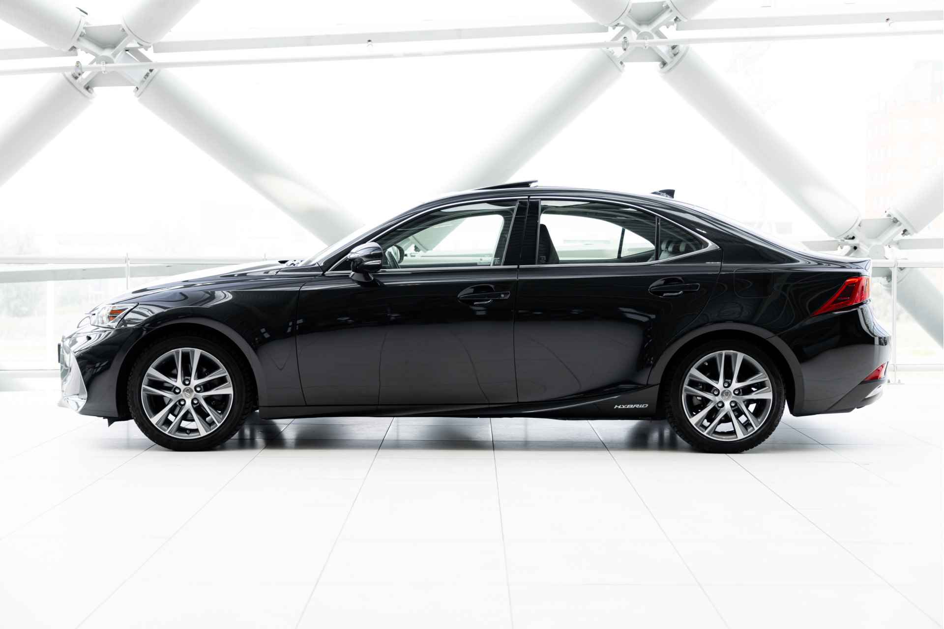 Lexus IS 300h Hybrid Business Line Limited | Schuifdak | Navigatie | Stoelverwarming | - 3/61