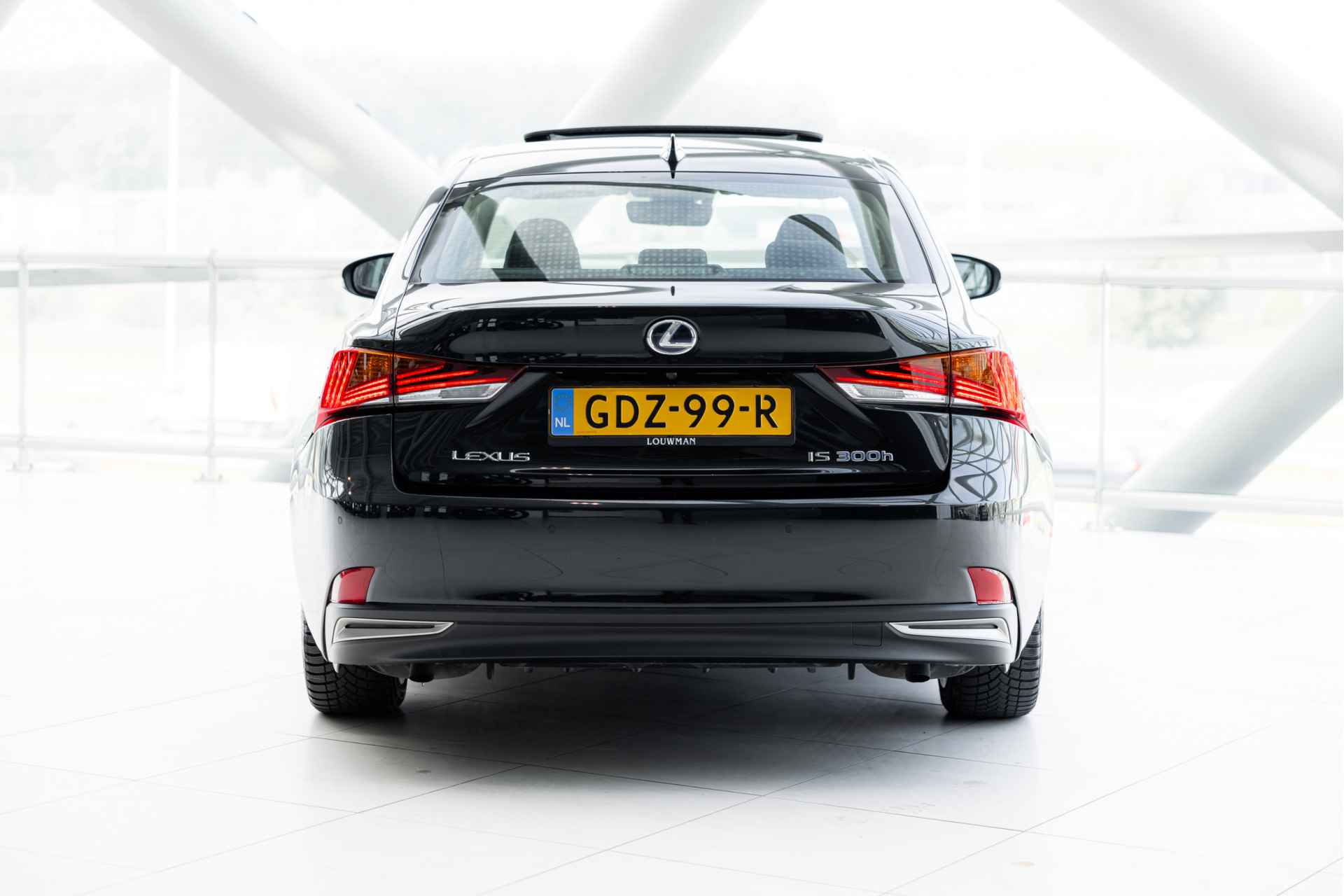 Lexus IS 300h Hybrid Business Line Limited | Schuifdak | Navigatie | Stoelverwarming | - 5/61