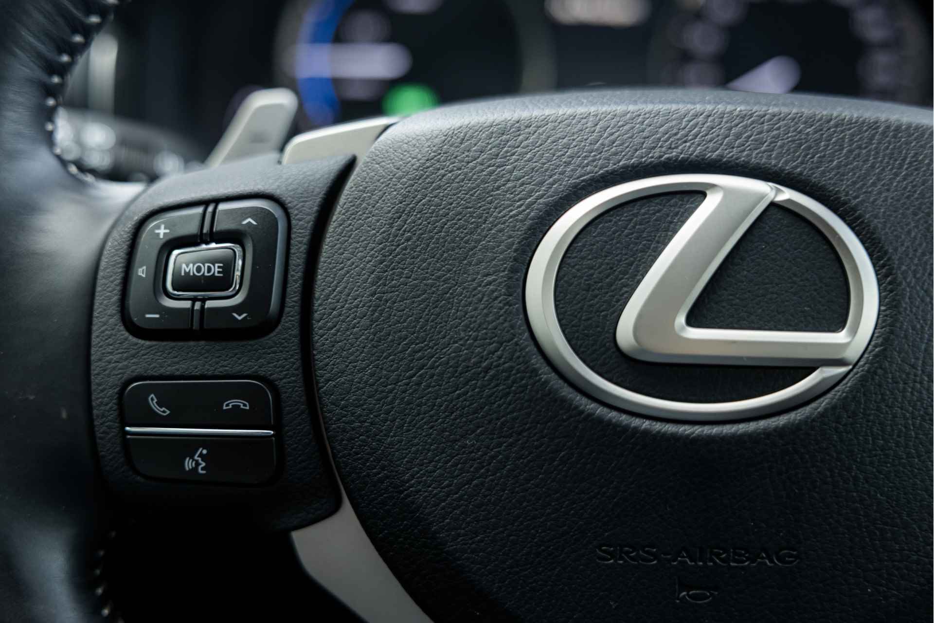 Lexus IS 300h Hybrid Business Line Limited | Schuifdak | Navigatie | Stoelverwarming | - 23/61