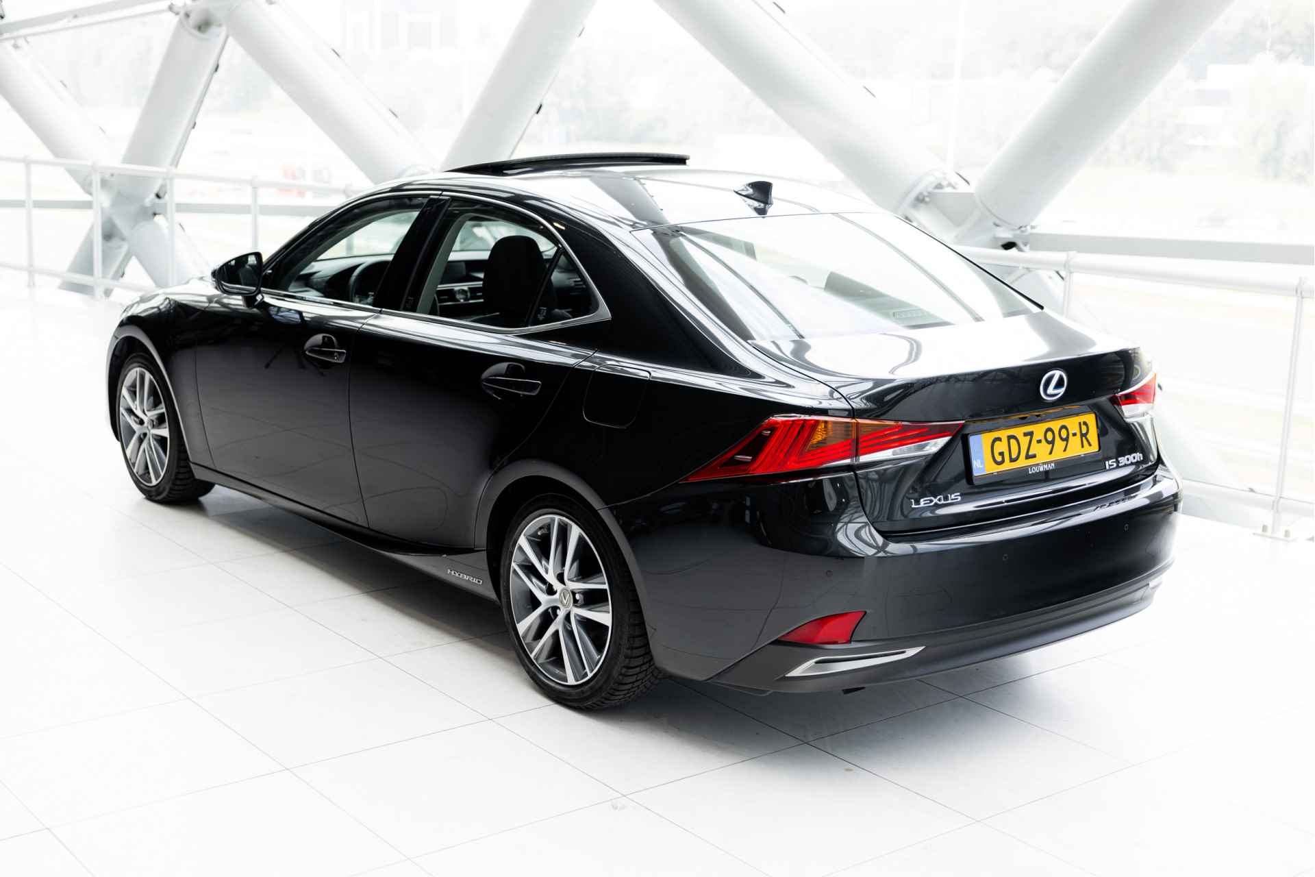 Lexus IS 300h Hybrid Business Line Limited | Schuifdak | Navigatie | Stoelverwarming | - 33/61