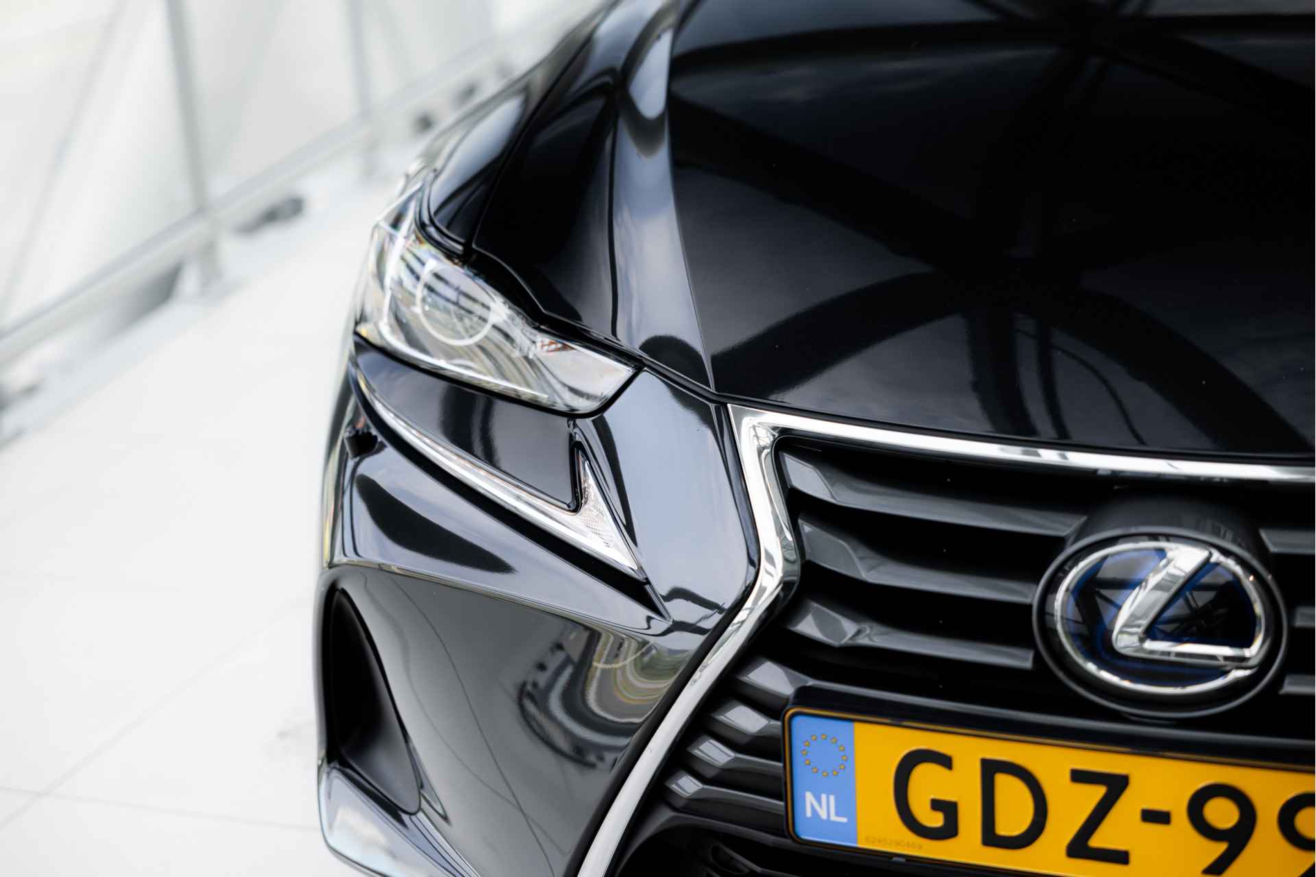 Lexus IS 300h Hybrid Business Line Limited | Schuifdak | Navigatie | Stoelverwarming | - 37/61