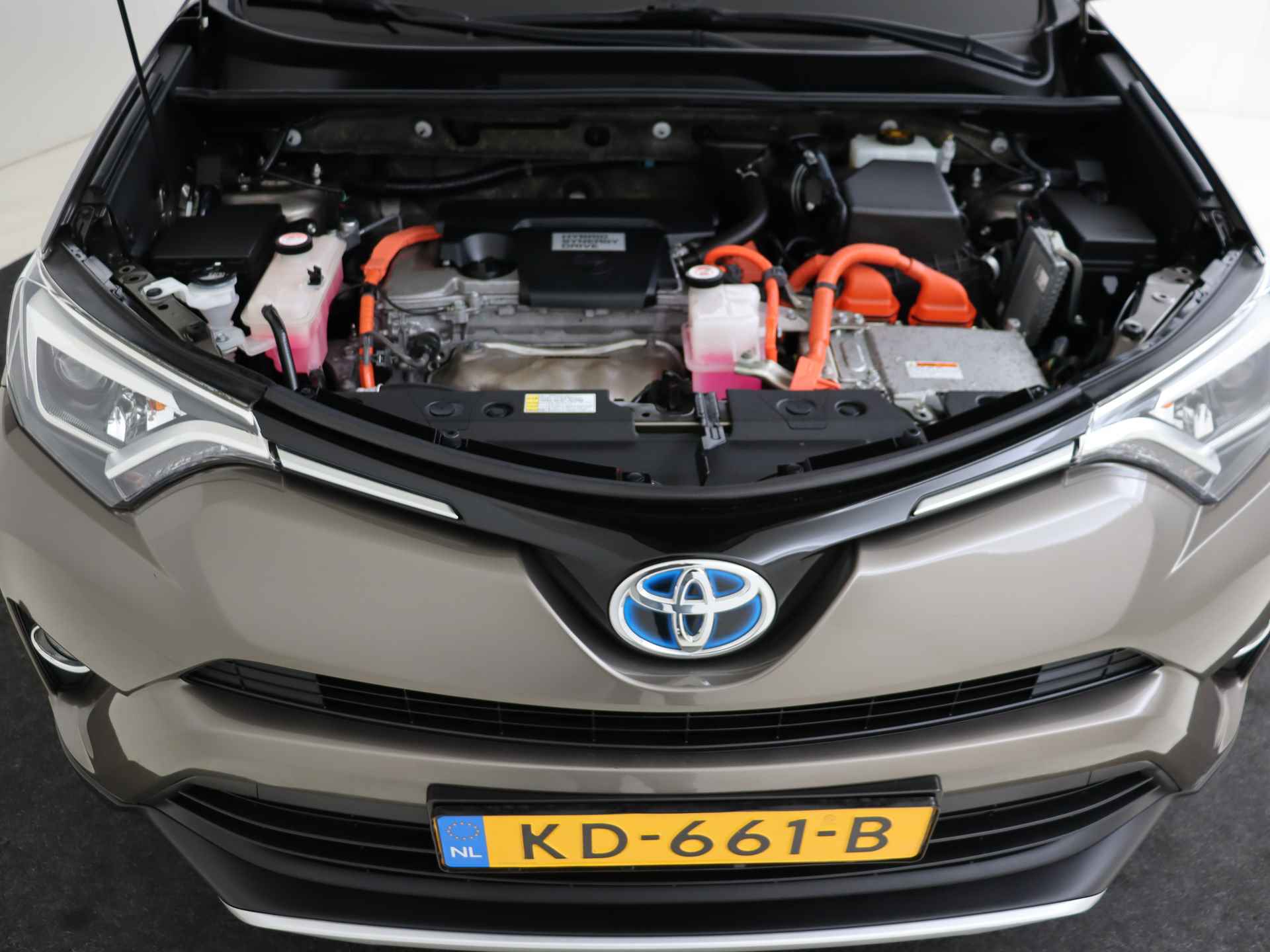 Toyota RAV4 2.5 Hybrid Style I Navigatie I Climate Control I Cruise Control I Camera I Stoelverwarming I 1e Eigenaar I Volledig LOUWMAN Onderhouden I Afneembare Trekhaak I - 40/47