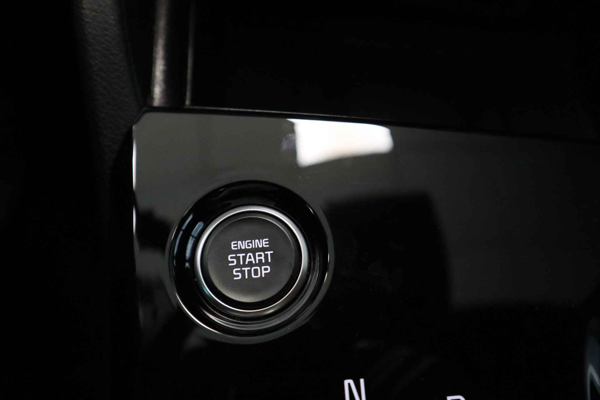 Kia Sportage 1.6 T-GDi Plug-in Hybrid AWD GT-PlusLine Panorama dak Leder interieur, Navigatie, VCP Apple Car play - 27/33
