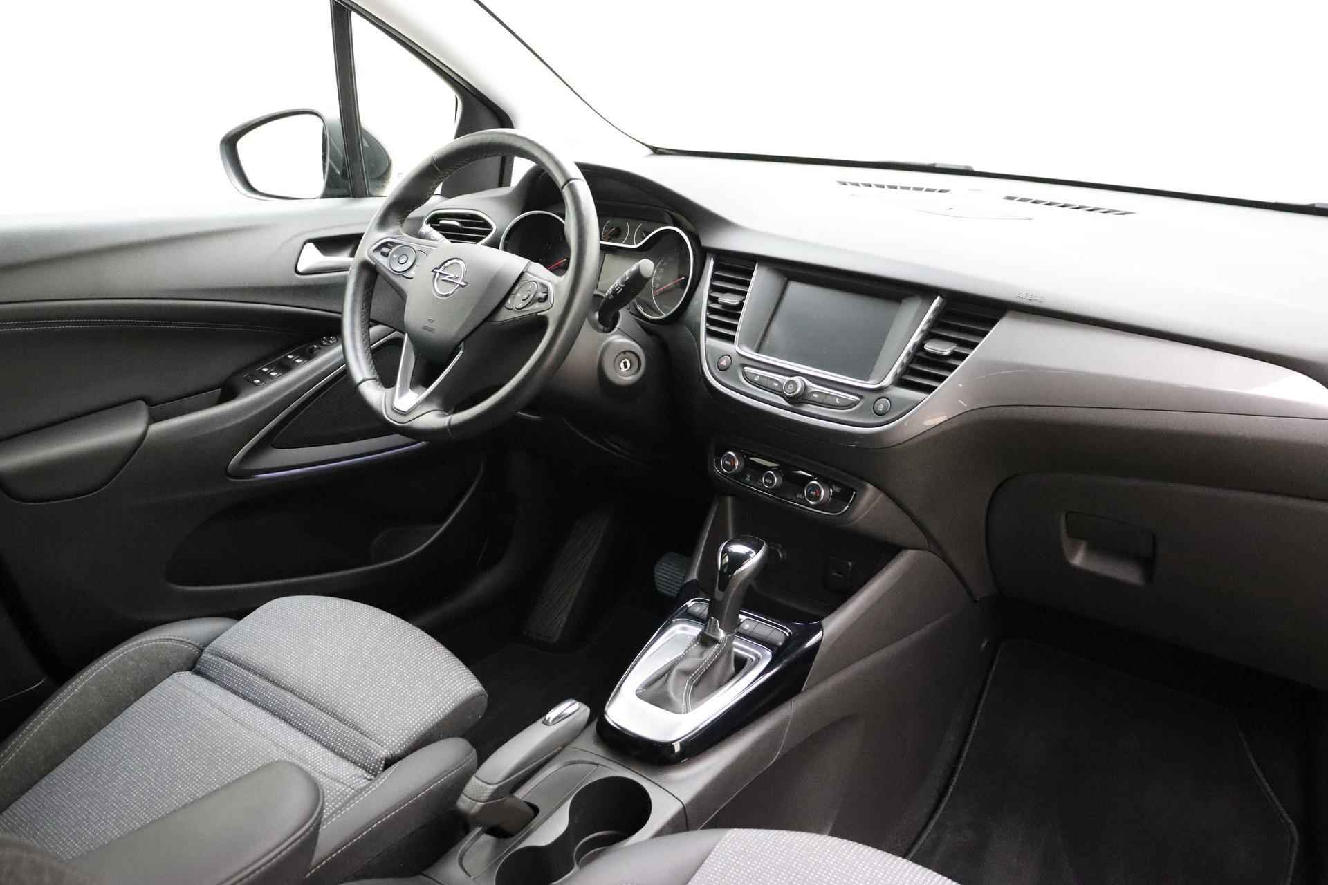 Opel Crossland 1.2 Turbo Elegance 130 PK Automaat | Navigatie via Apple Carplay | Climate control | Camera | Stoel & Stuurverwarming | Lichtmetalen velgen - 4/38