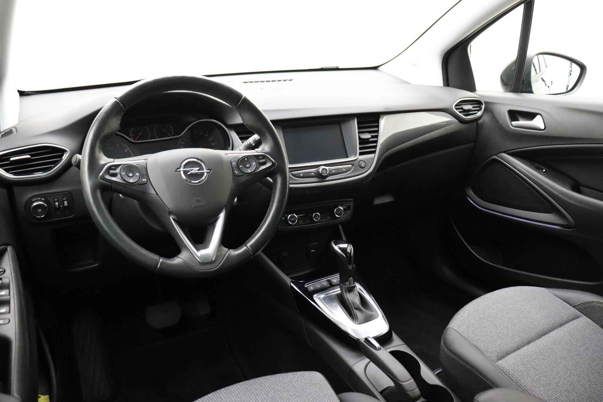 Opel Crossland 1.2 Turbo Elegance 130 PK Automaat | Navigatie via Apple Carplay | Climate control | Camera | Stoel & Stuurverwarming | Lichtmetalen velgen - 8/38