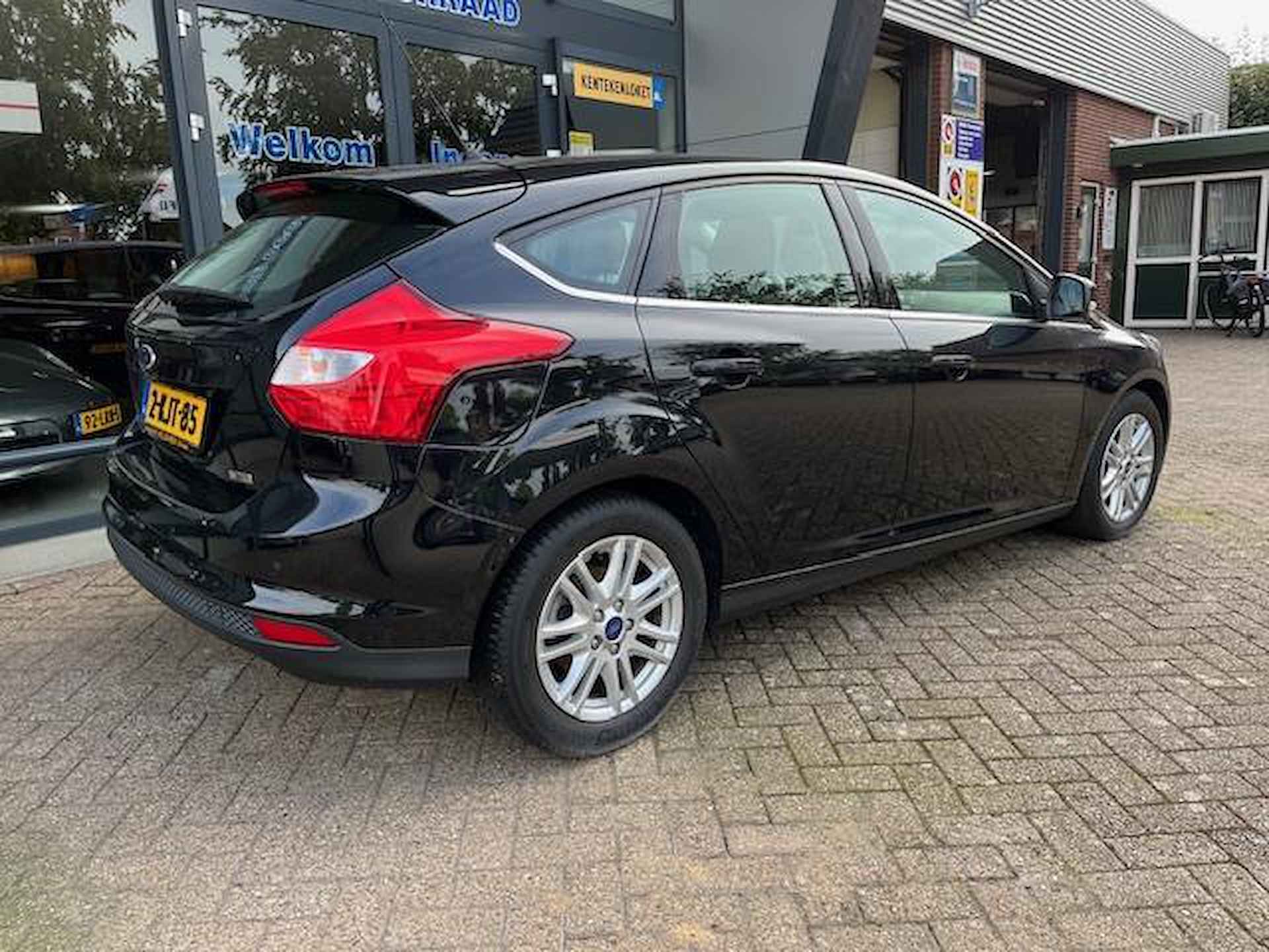 Ford Focus 1.0 EcoBoost Titanium - 10/18