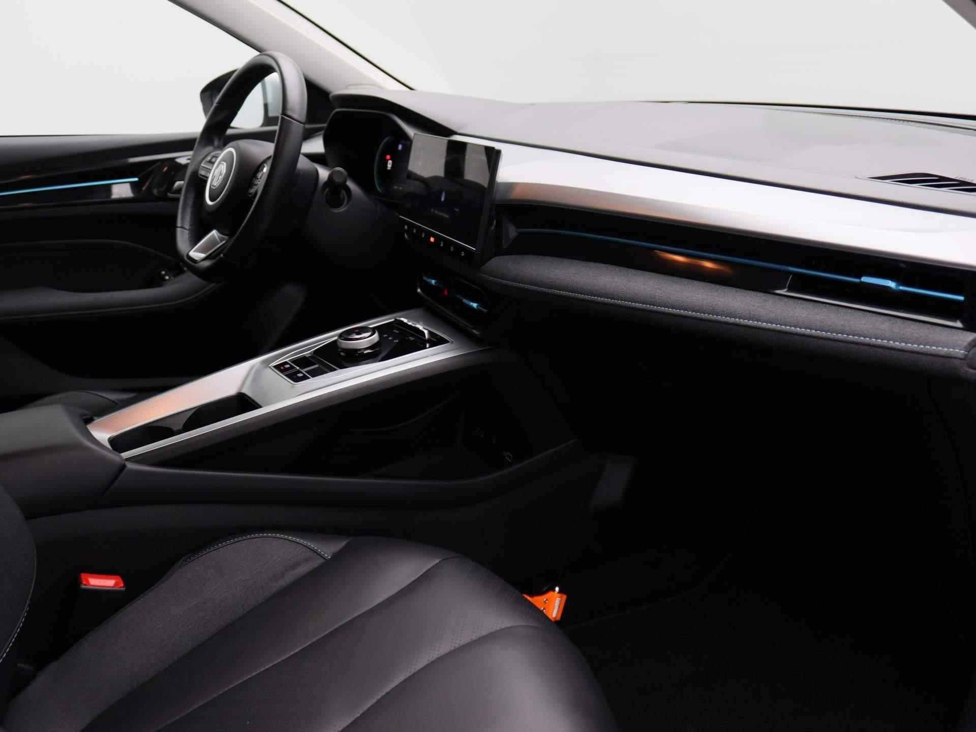 MG 5 Standard Range Luxury 50 kWh | Navigatie | Leder | Camera | Adaptive cruise control - 23/25