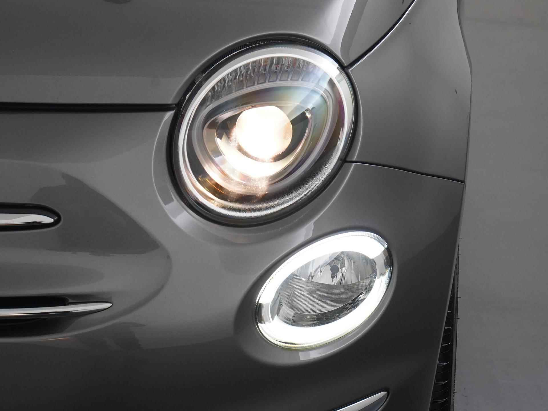 Fiat 500C 0.9 TwinAir Turbo Lounge Cabriolet | Navigatie | LED | Airco | Zondag Open! - 18/32