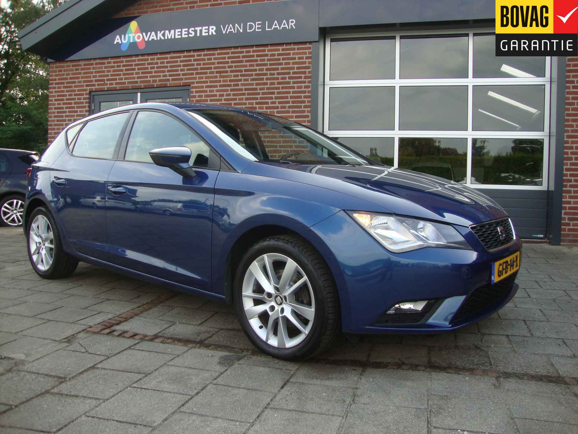 SEAT Leon 1.4 TSI Style 92kw ( Cruise Control, Parkeersensoren voor en achter) RIJKLAARPRIJS! - 2/41