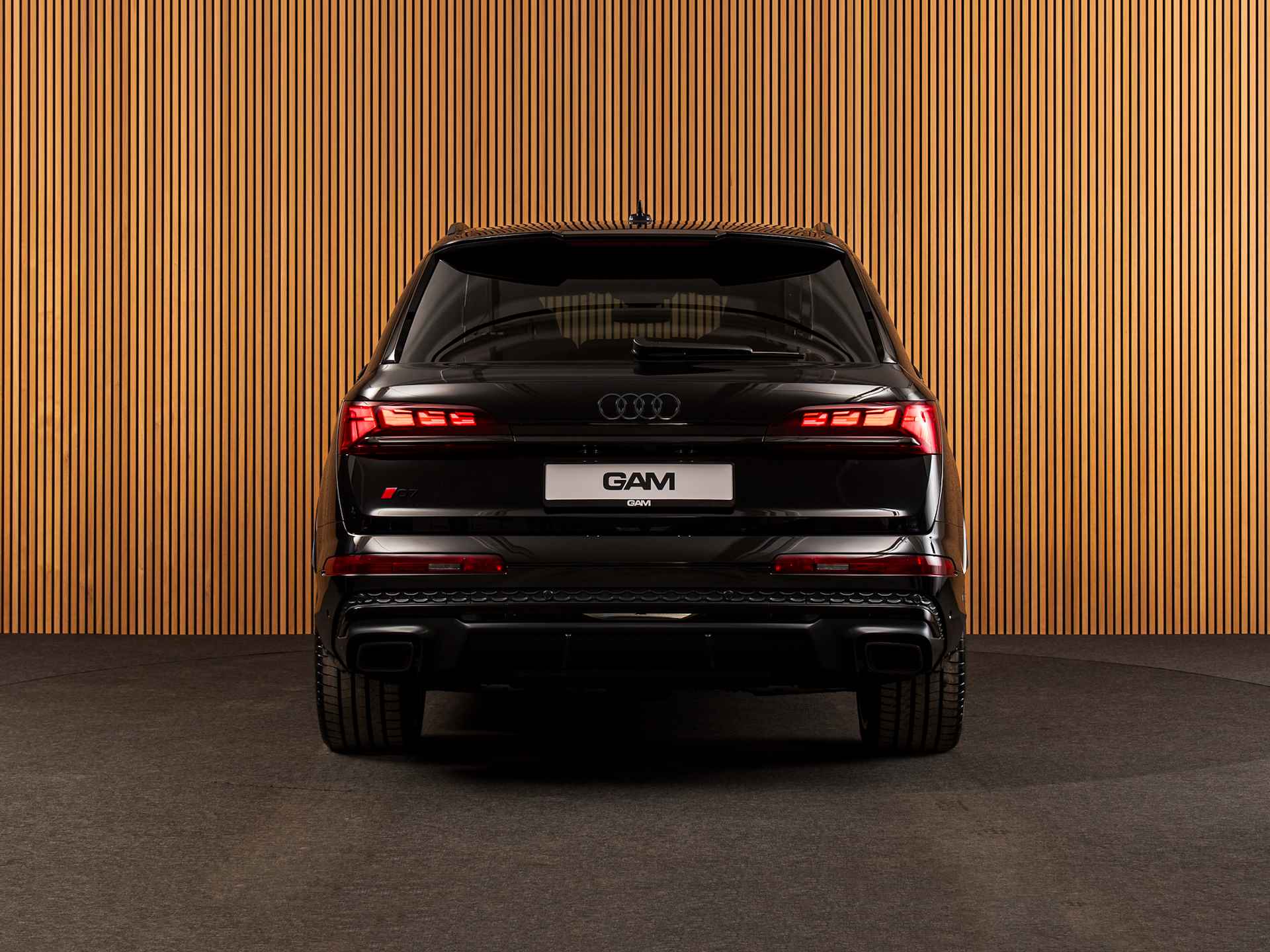 Audi Q7 55 TFSI e quattro B&O-22"-PANO-TOUR-CITY-PARKING - 4/32