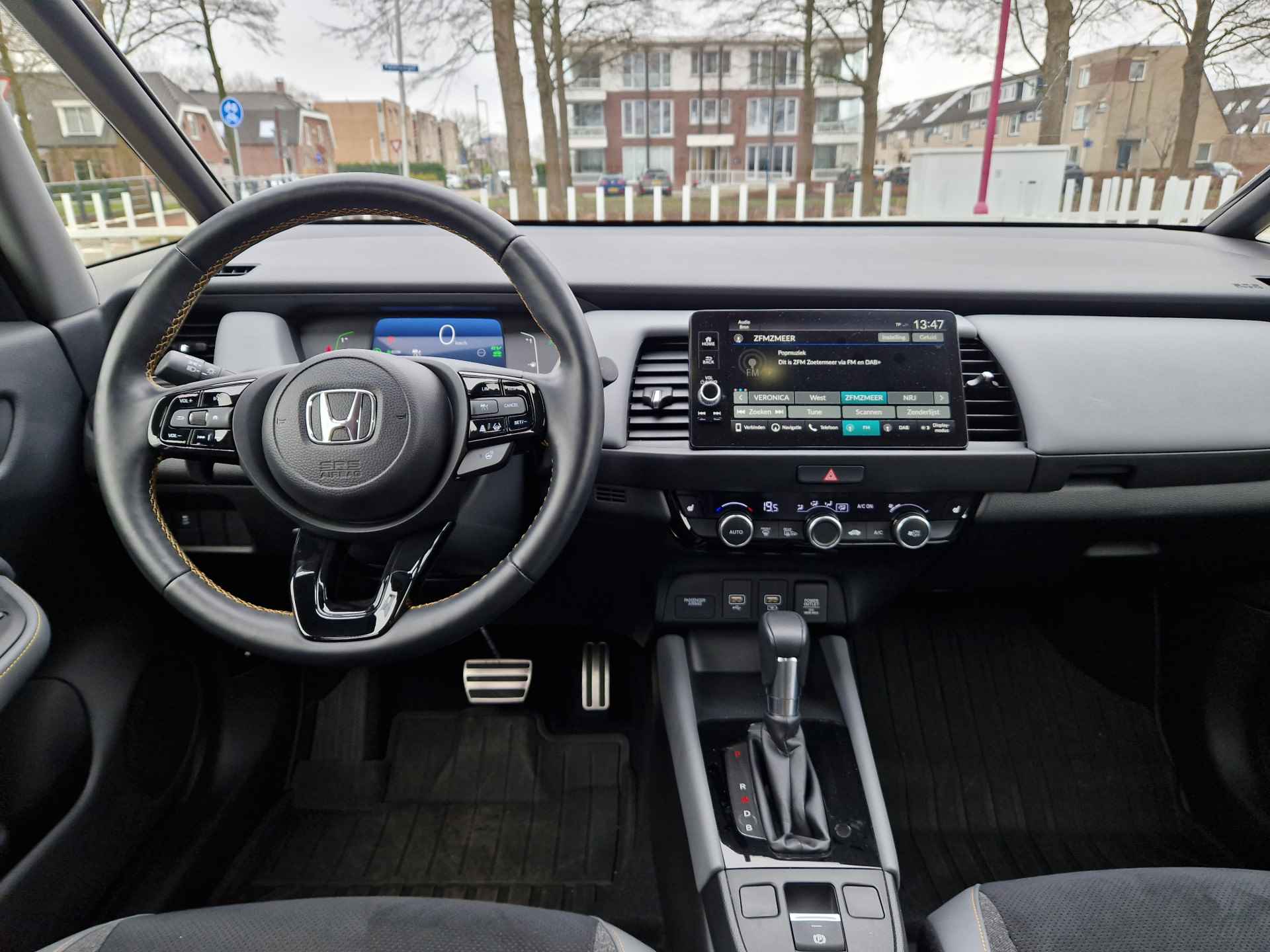 Honda Jazz 1.5 e:HEV Advance Sport Navigatie, Camera, Apple/Android , All-in Rijklaarprijs - 11/16