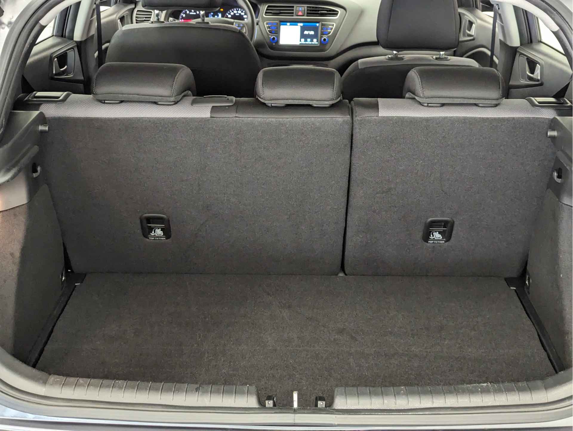 Hyundai i20 1.0 T-GDI Comfort AIRCO | PARKEERCAMERA | UNIEKE LAGE KMSTAND! - 33/41