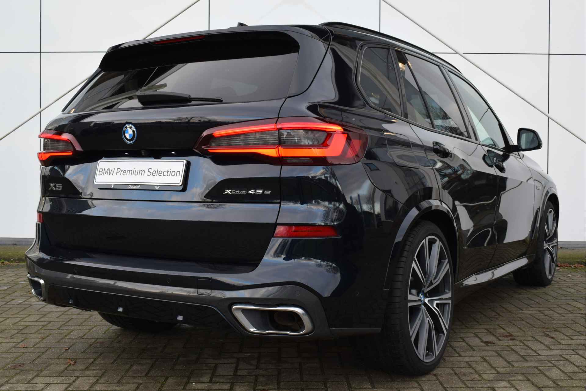 BMW X5 xDrive45e High Executive M Sport Automaat / Panoramadak / Trekhaak / Adaptive Air Suspension / Bowers & Wilkins / Stoelverwarming / Laserlight / Head-Up / Parking Assistant Plus - 10/41