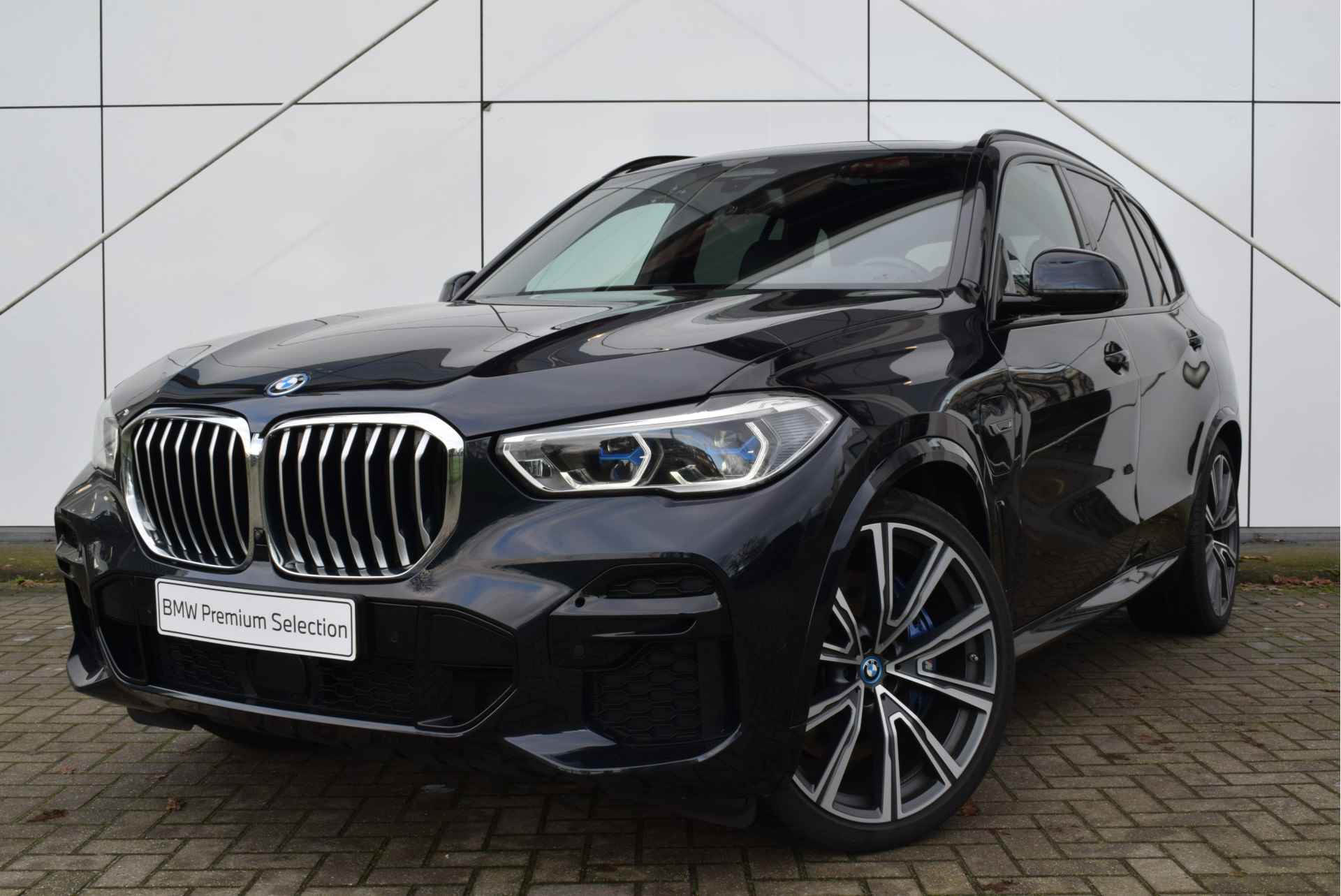 BMW X5 xDrive45e High Executive M Sport Automaat / Panoramadak / Trekhaak / Adaptive Air Suspension / Bowers & Wilkins / Stoelverwarming / Laserlight / Head-Up / Parking Assistant Plus - 41/41