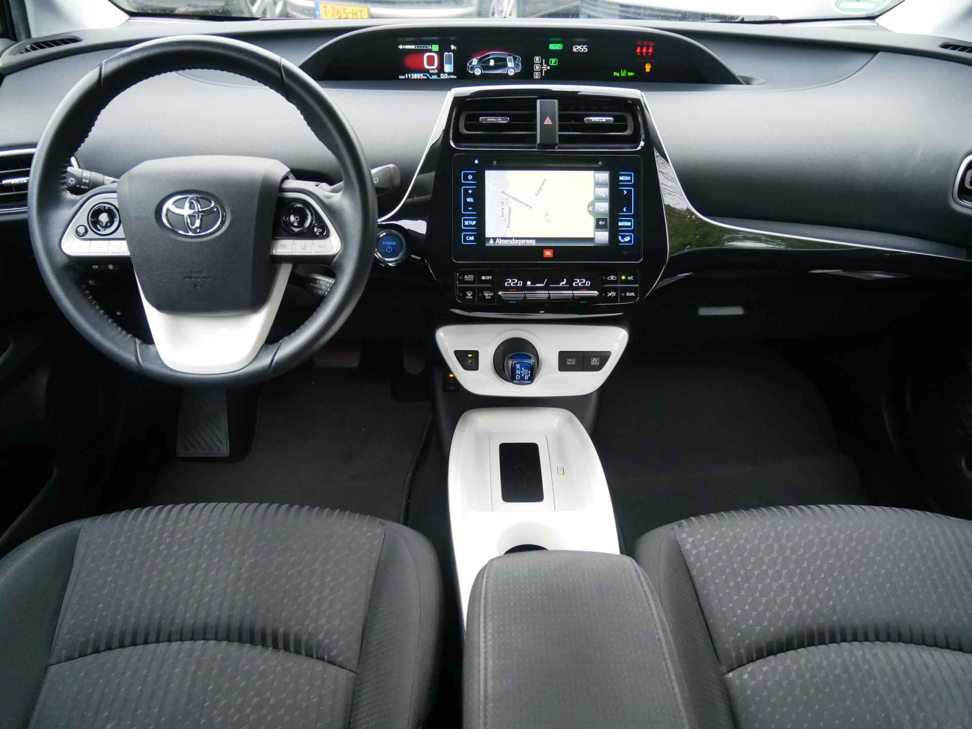 Toyota Prius 1.8 Hybrid Executive, JBL, Stoelverwarming, Luxe!! - 5/38