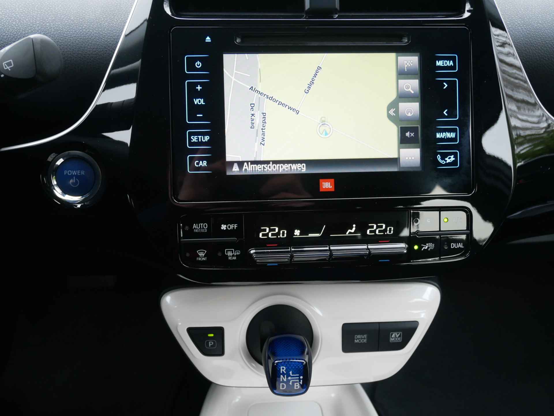 Toyota Prius 1.8 Hybrid Executive, JBL, Stoelverwarming, Luxe!! - 8/38