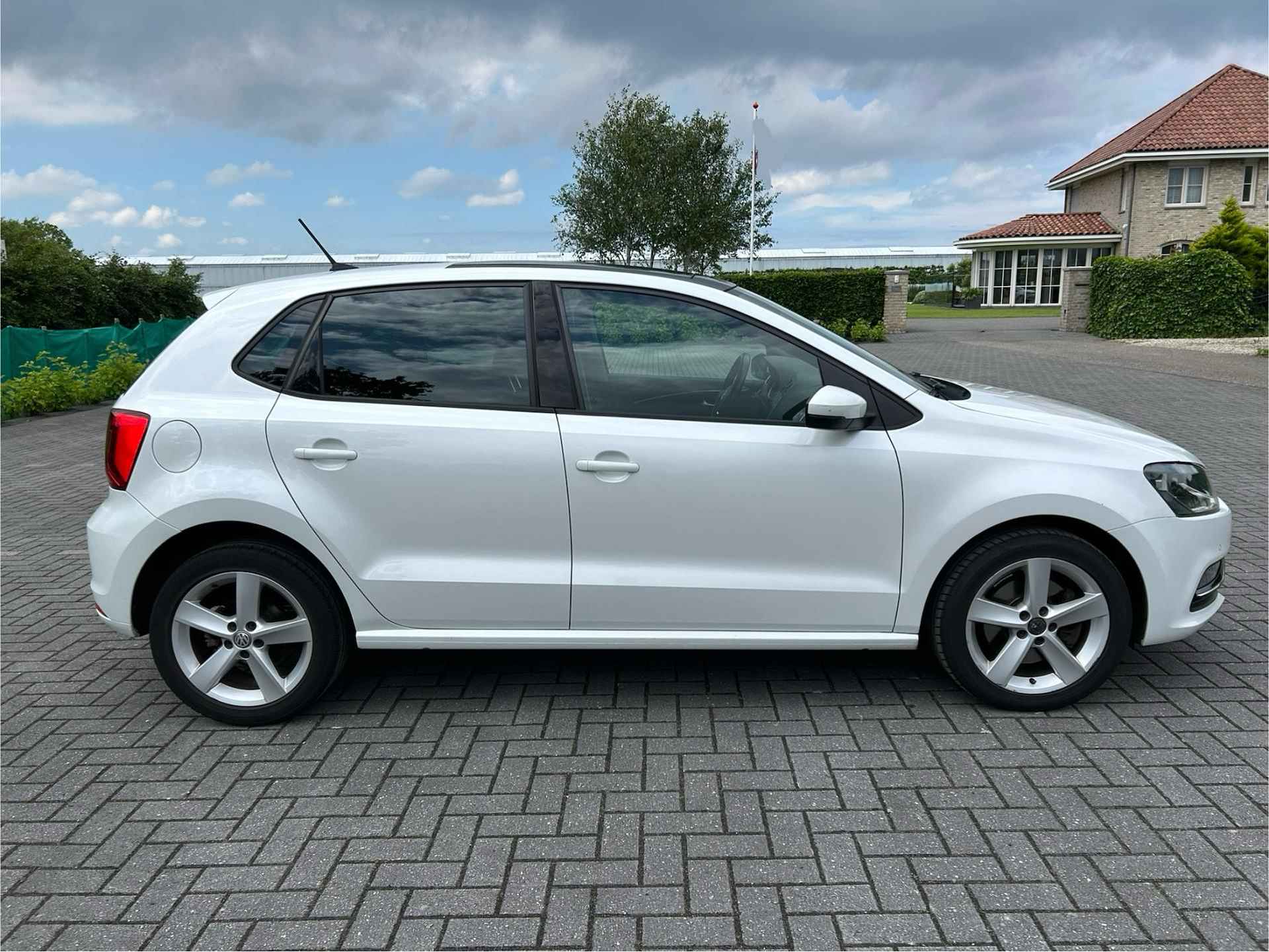 Volkswagen Polo 1.2 TSI Highline | Automaat | Pano-schuif dak | Climate control | - 22/29