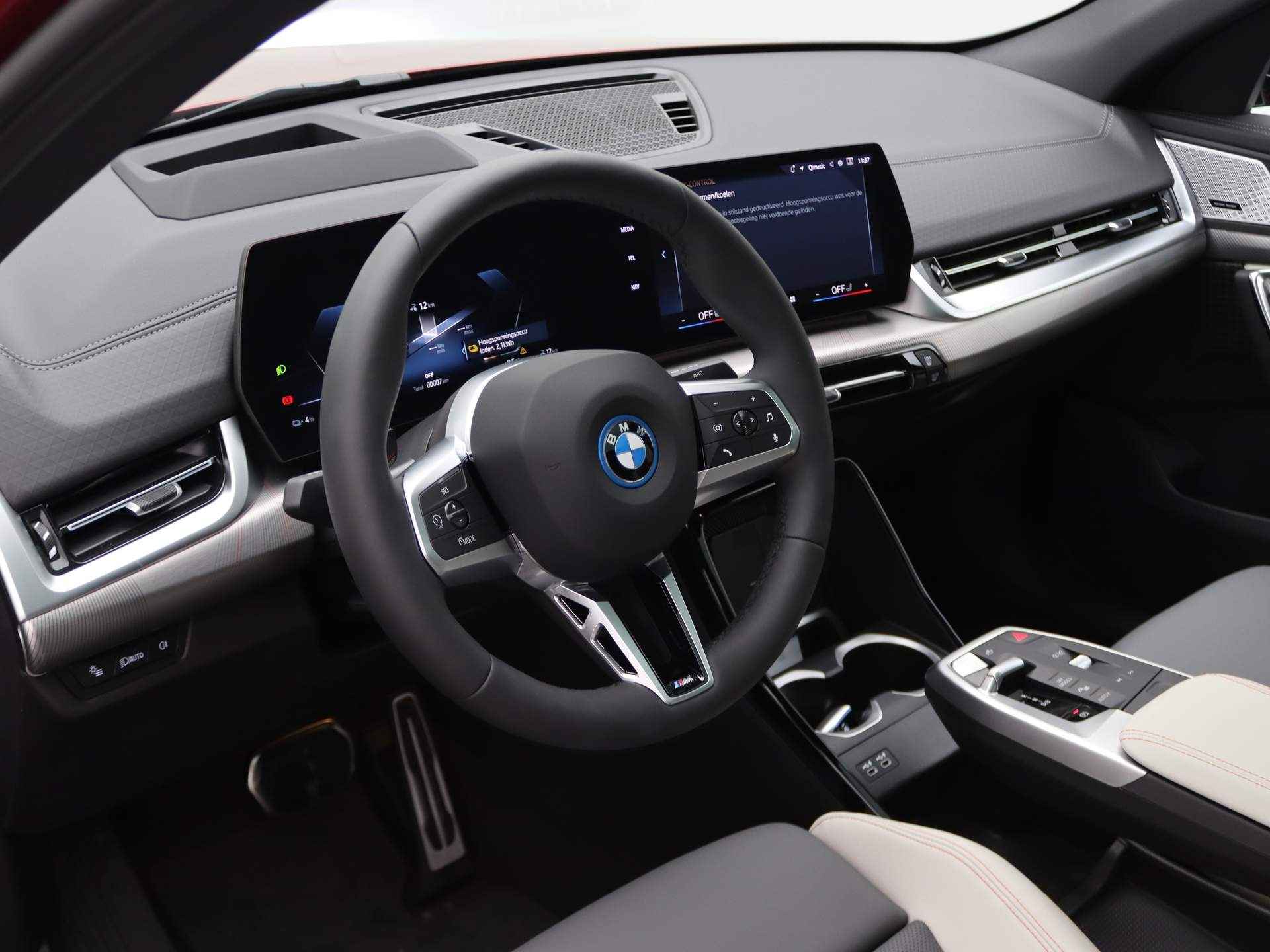 BMW iX2 xDrive30 | M Sportpakket Pro | Premium Pack - 12/33