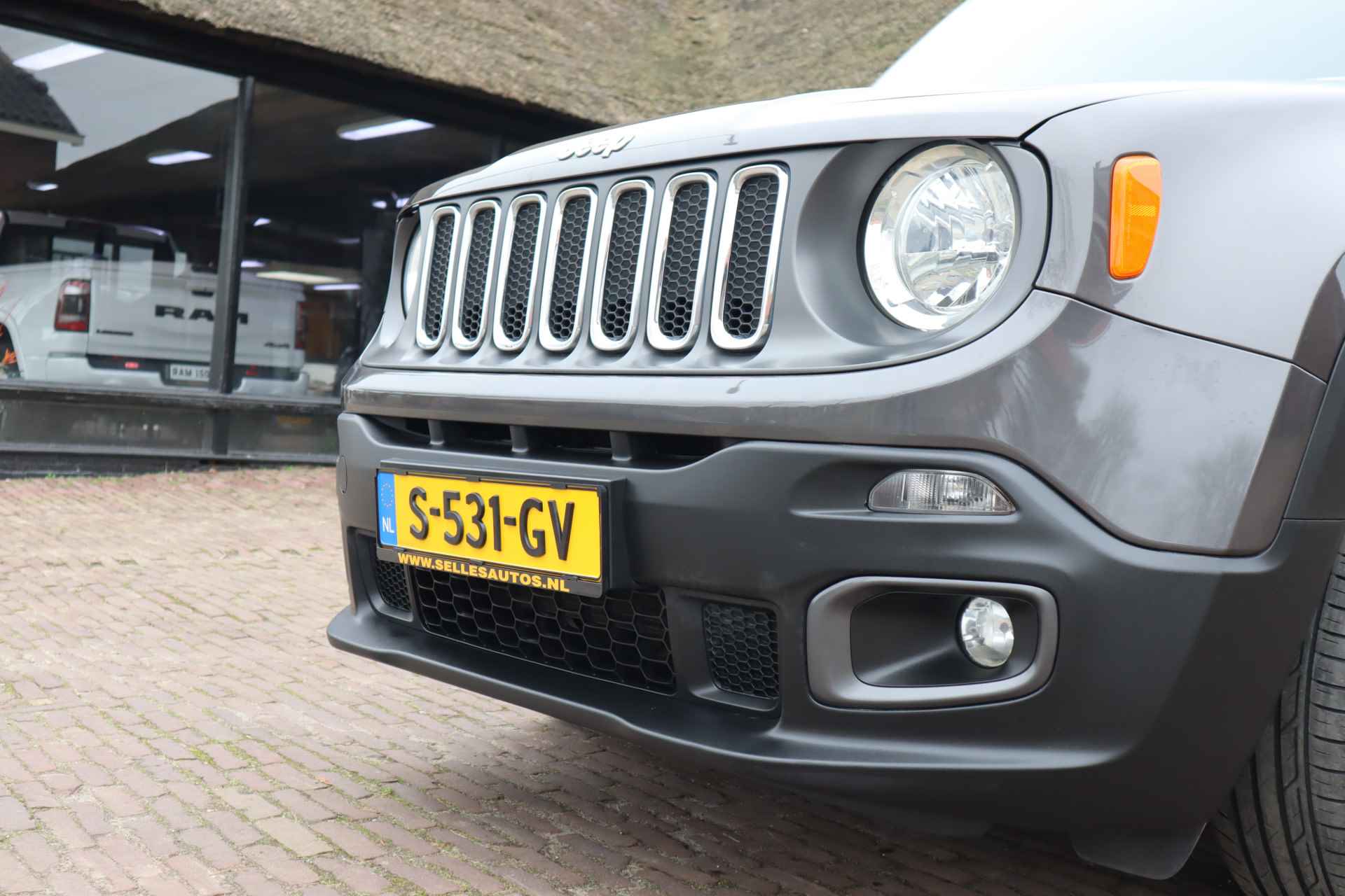 Jeep Renegade 1.6 E-Torq Longitude | DAB Radio | Parkeersensoren - 20/40