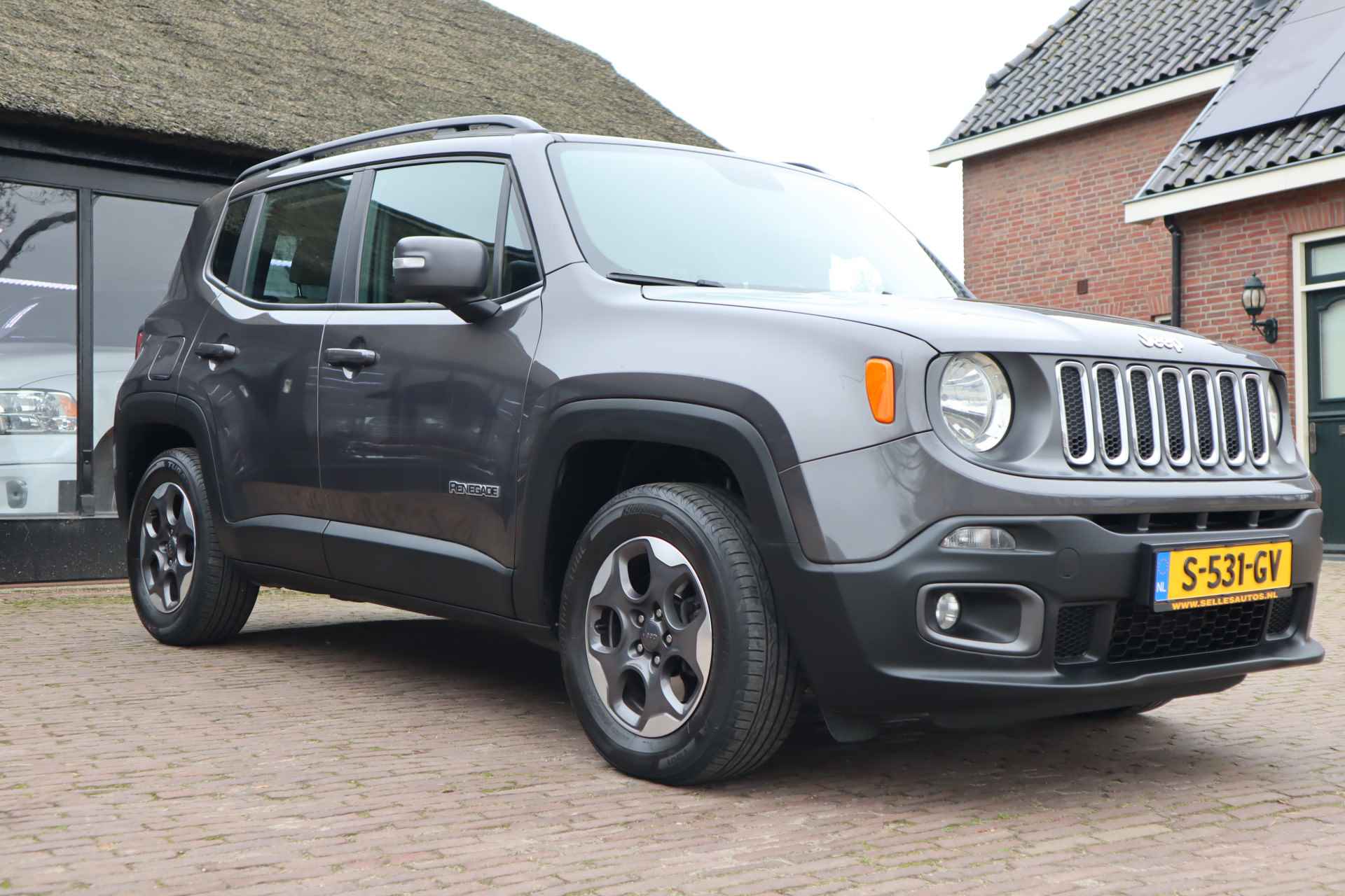 Jeep Renegade 1.6 E-Torq Longitude | DAB Radio | Parkeersensoren - 22/40