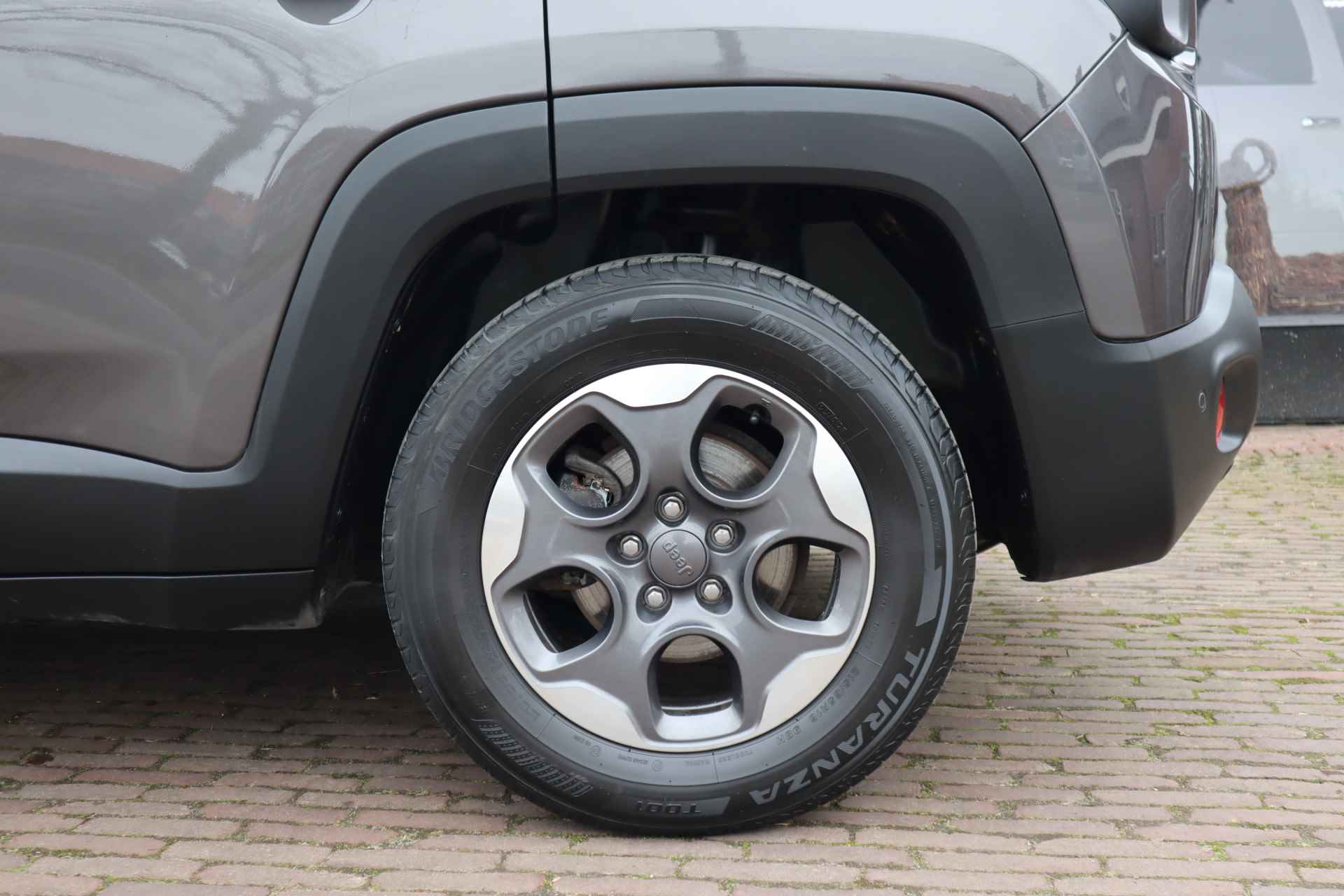 Jeep Renegade 1.6 E-Torq Longitude | DAB Radio | Parkeersensoren - 26/40