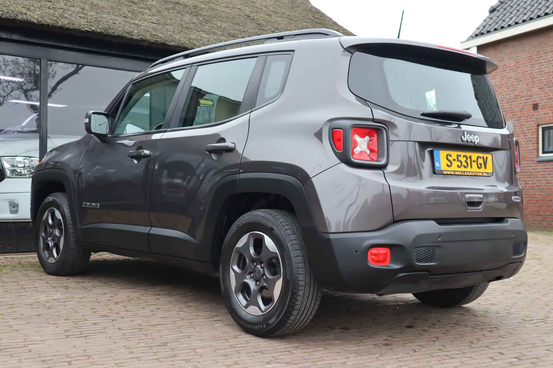 Jeep Renegade 1.6 E-Torq Longitude | DAB Radio | Parkeersensoren - 31/40