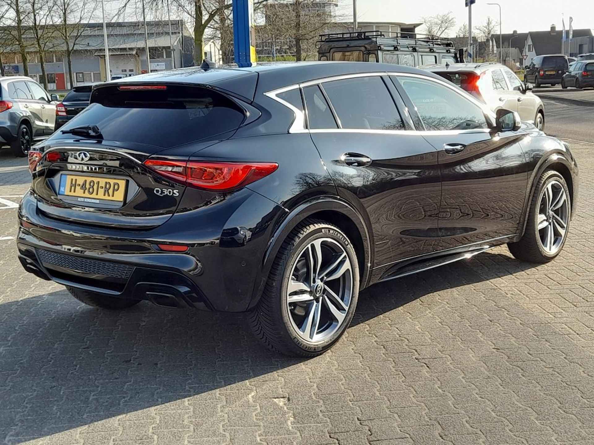 INFINITI Q30 1.6T SPORT AUTOMAAT CAMERA - 6/37