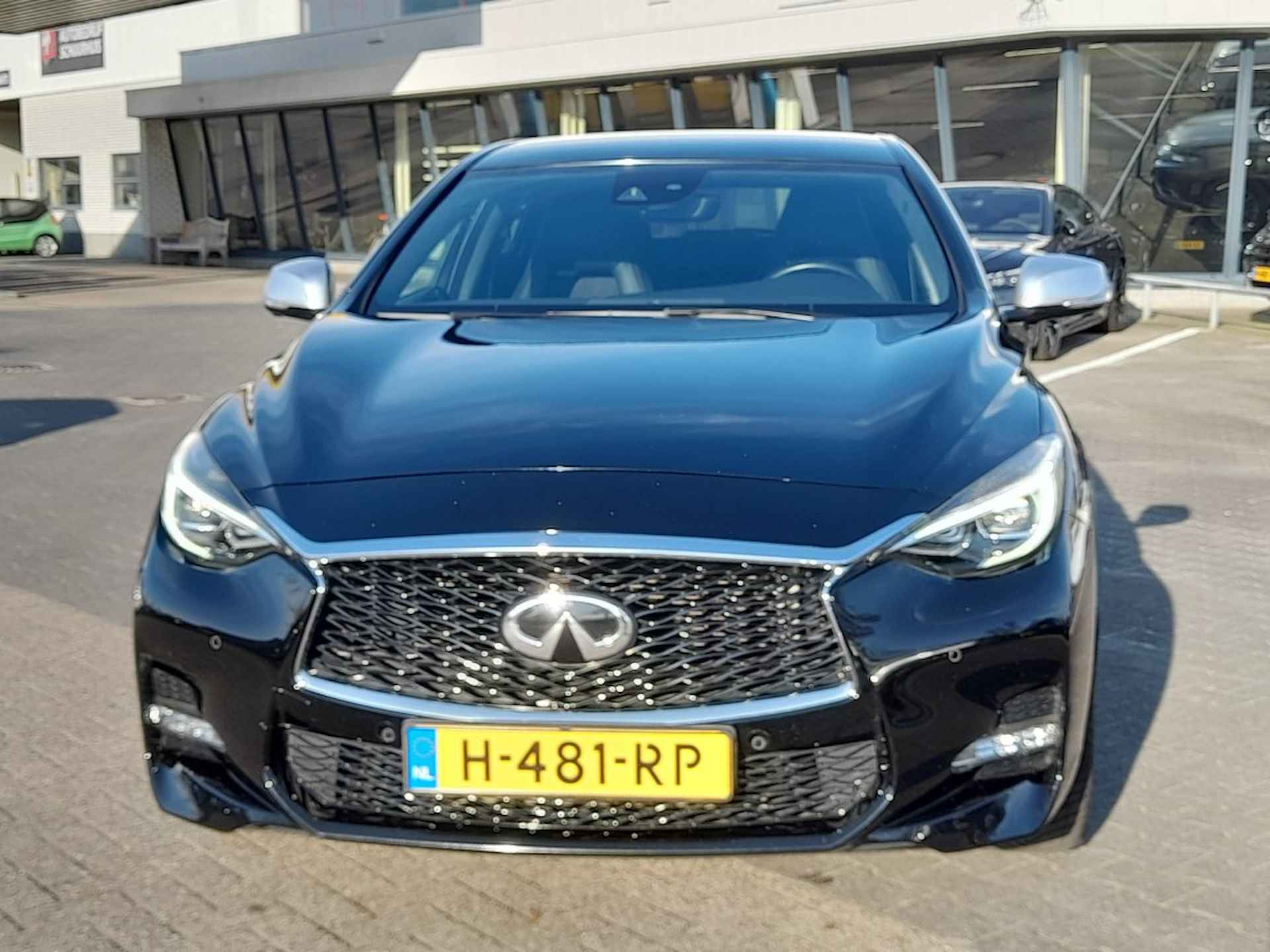 INFINITI Q30 1.6T SPORT AUTOMAAT CAMERA - 9/37