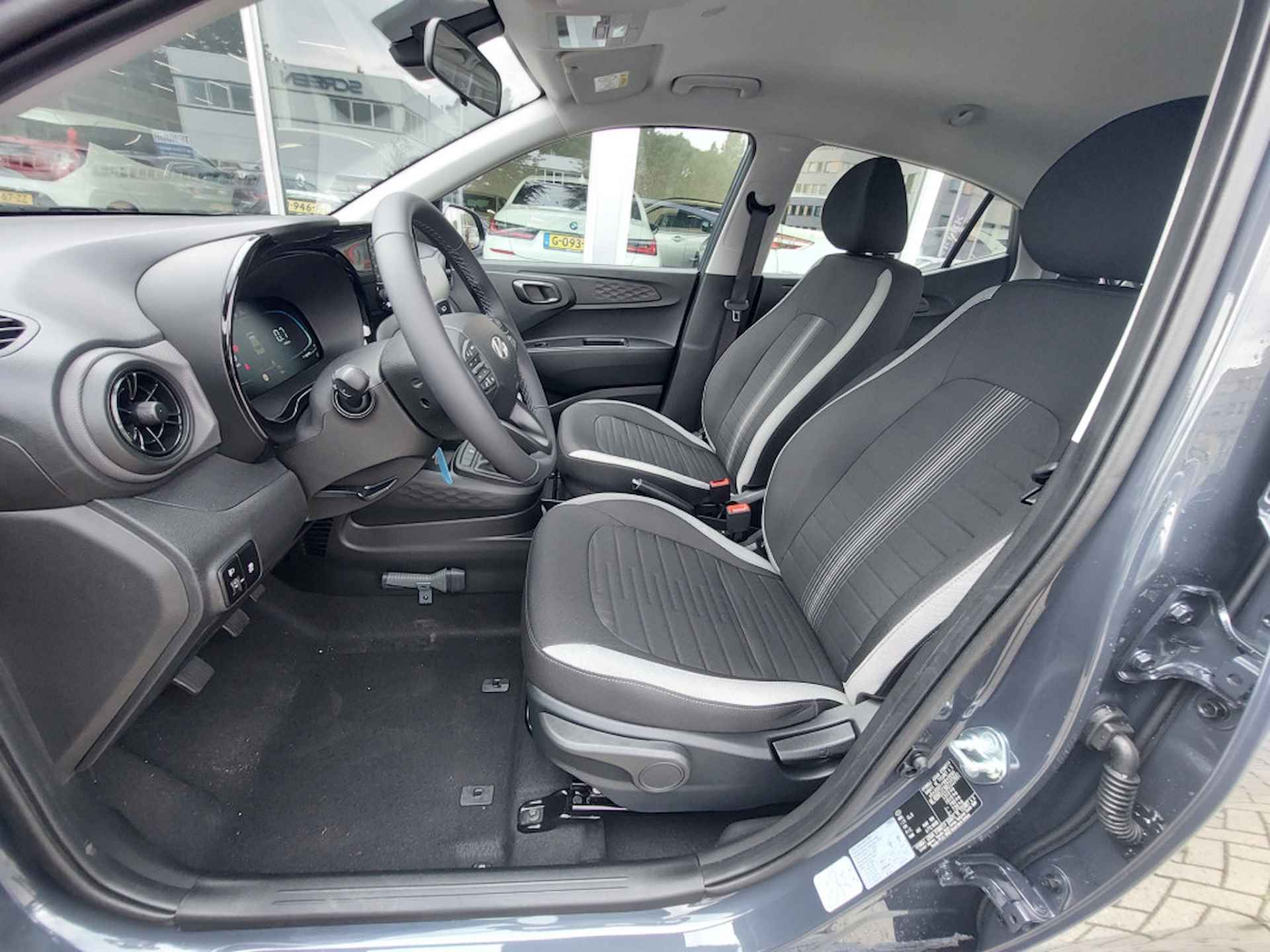 Hyundai i10 1.0 Comfort Smart | Apple Carplay / Android Auto | Cruise control - 7/26
