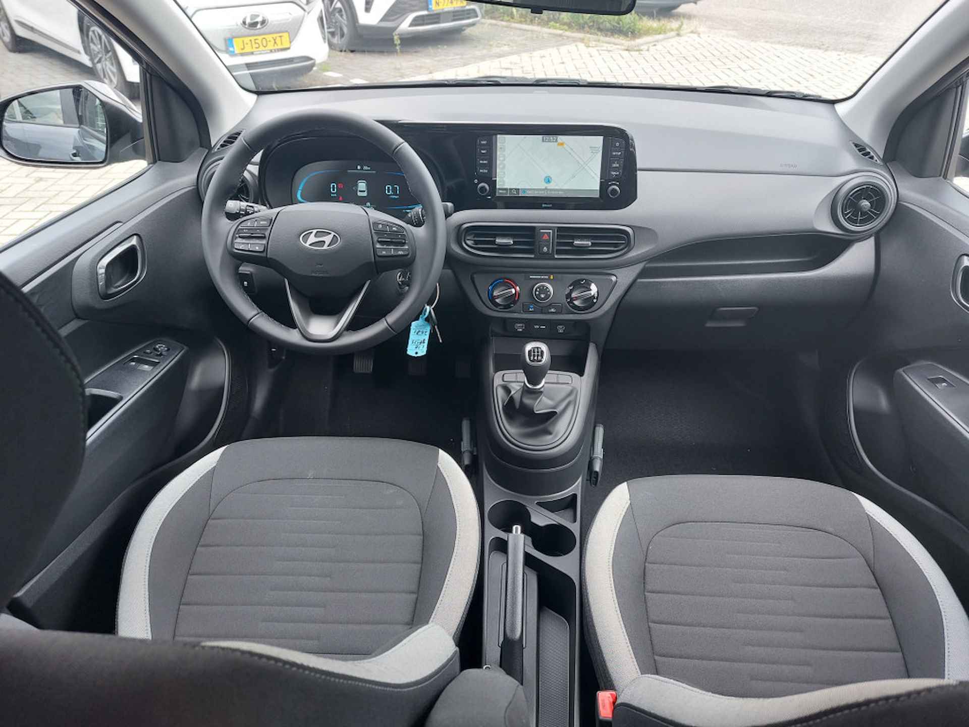 Hyundai i10 1.0 Comfort Smart | Apple Carplay / Android Auto | Cruise control - 8/26