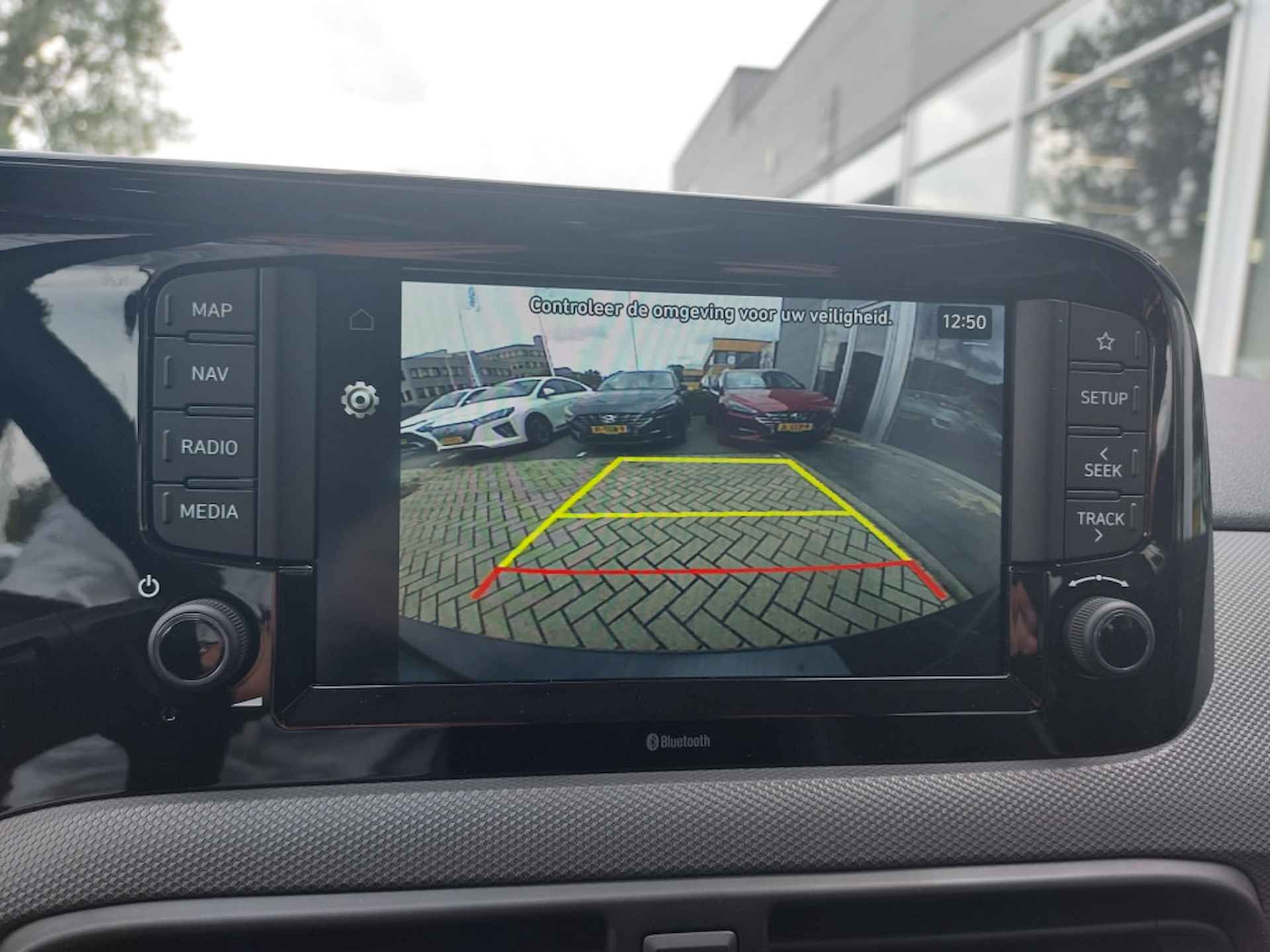 Hyundai i10 1.0 Comfort Smart | Apple Carplay / Android Auto | Cruise control - 16/26