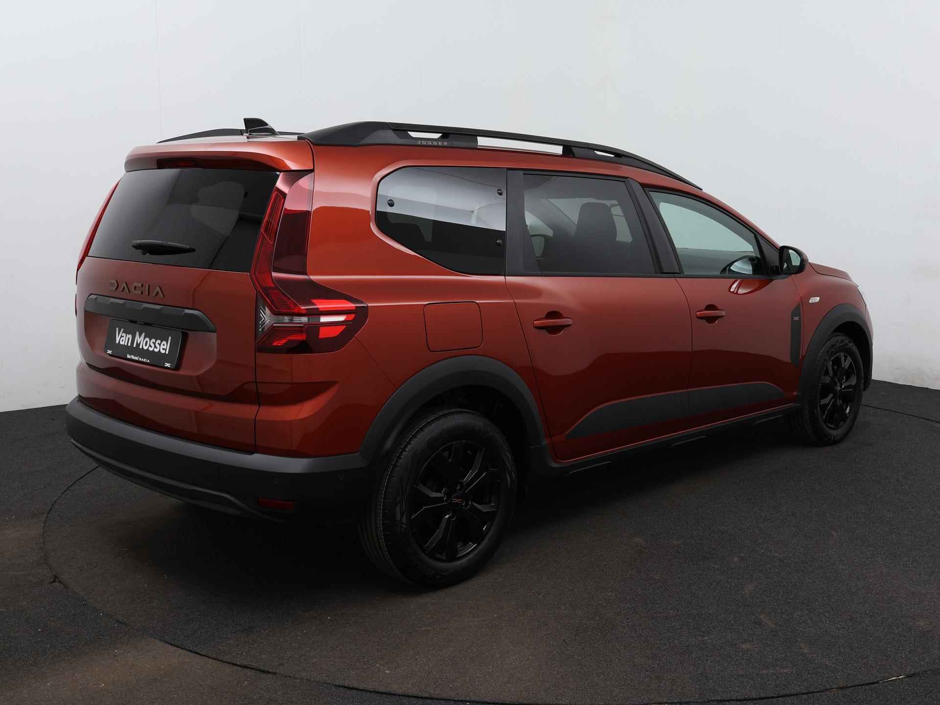 Dacia Jogger 1.0 TCe 110 Extreme 7p. | Navigatie | Draadloze Carplay | Parkeersensoren & Camera | Blind Spot | Elektronische Handrem | Hoogte verstelbare Stoel | Middenconsole | NIEUW & DIRECT LEVERBAAR! | - 7/19