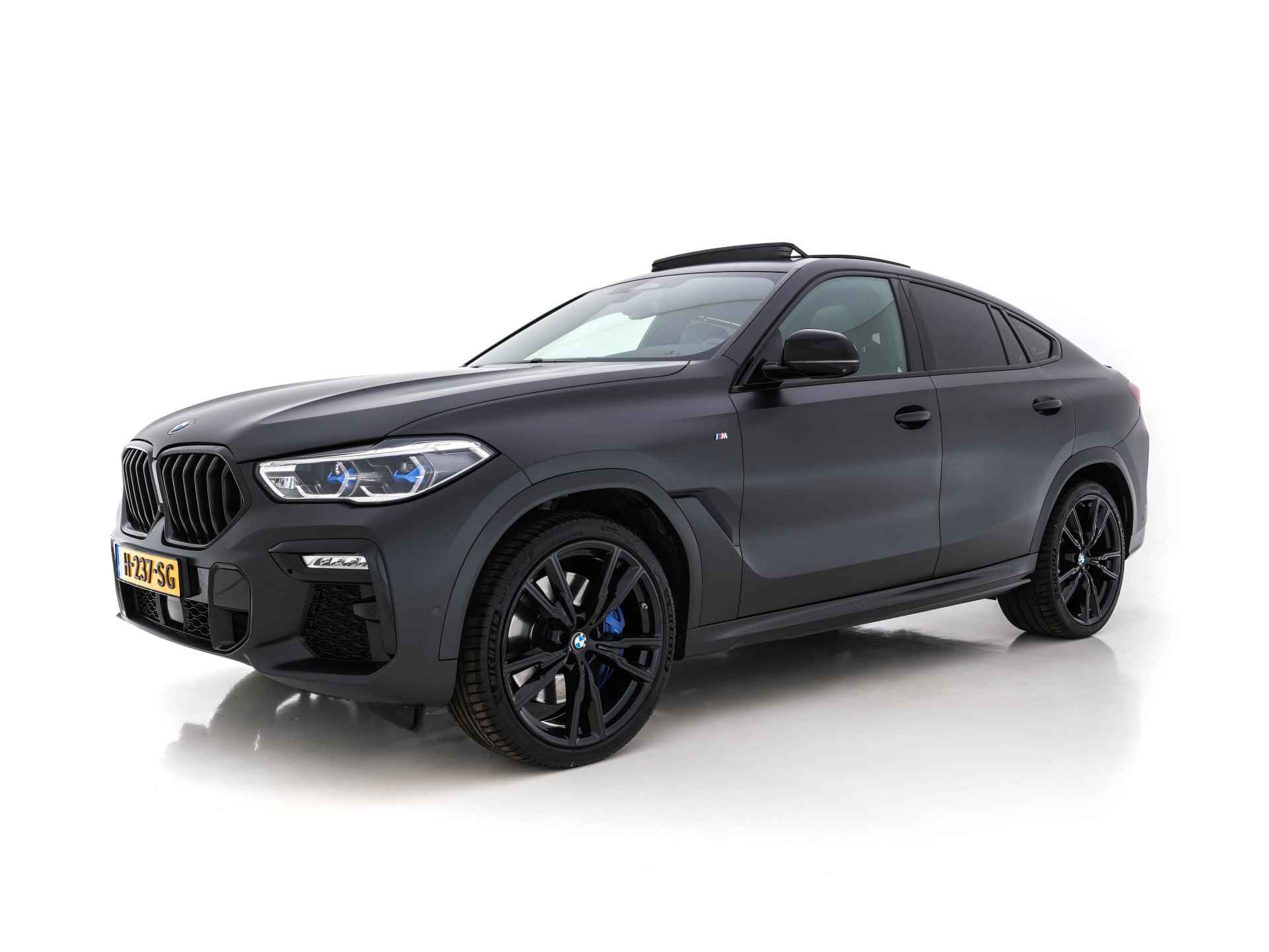 BMW X6 M50i High Executive Aut. *PANO | LASER-LED | BOWERS&WILKINS-DIAMOND | MERINO-VOLLEDER |  ADAPTIVE-CRUISE | HUD | SOFT-CLOSE | SURROUND-VIEW | ICONIC-GLOW-GRILLE | KEYLESS | DAB | MASSAGE | VIRTUAL | MEMORY-PACK - 3/52