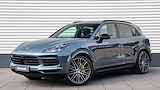 Porsche Cayenne 3.0 E-Hybrid | Massage | Panoramadak | Stoelventilatie | Nachtzicht-assistent | BOSE Sound | LED Matrix