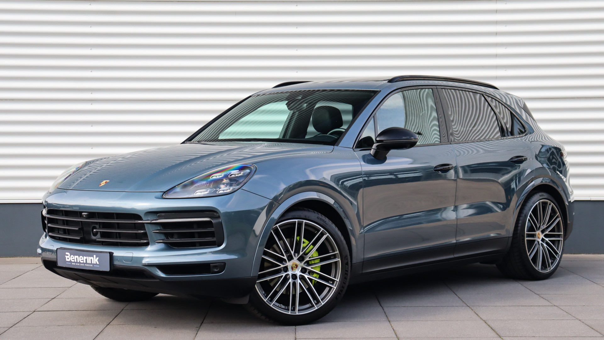 Porsche Cayenne 3.0 E-Hybrid | Massage | Panoramadak | Stoelventilatie | Nachtzicht-assistent | BOSE Sound | LED Matrix