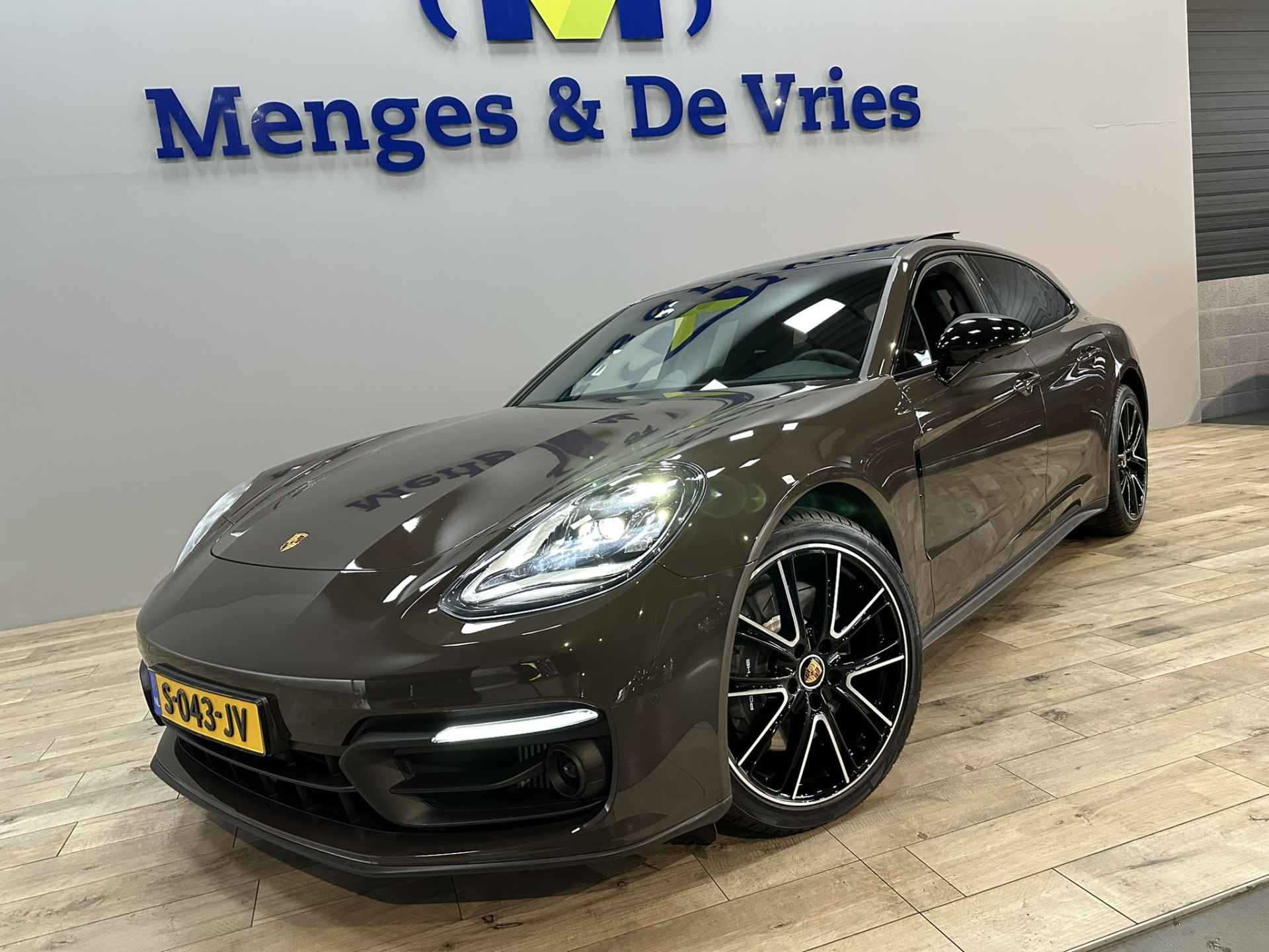 Porsche Panamera Sport Turismo 2.9 4 E-Hybrid Platinum Edition 9000 KM | NL Auto | Sport Chrono |  LED PDLS+ | Panorama | Luchtvering | 360 Camera | Bose | Adaptive cruise | Apple Carplay | Stuurwiel verwarmd | Isofix | - 49/54