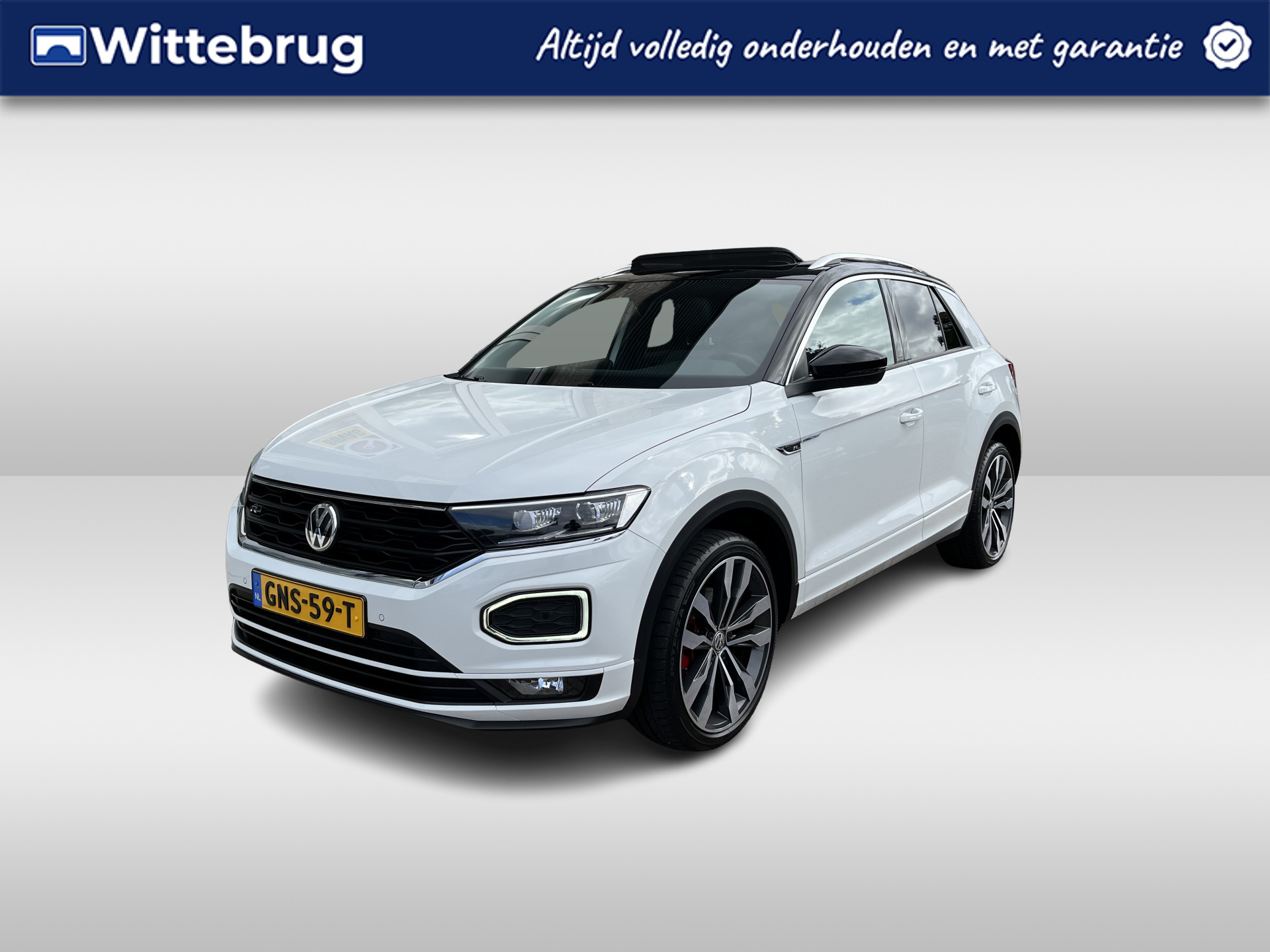 Volkswagen T-Roc 1.5 TSI 2x R-Line / PANO/ CAMERA/ PARK. SENSOREN/ LED/ DODE HOEK/ STOEL VERWARM./ DIGITAL DASHBOARD/ ADAPT. CRUISE/ BLUETOOTH/ NAVI/ CLIMA/ DAB/