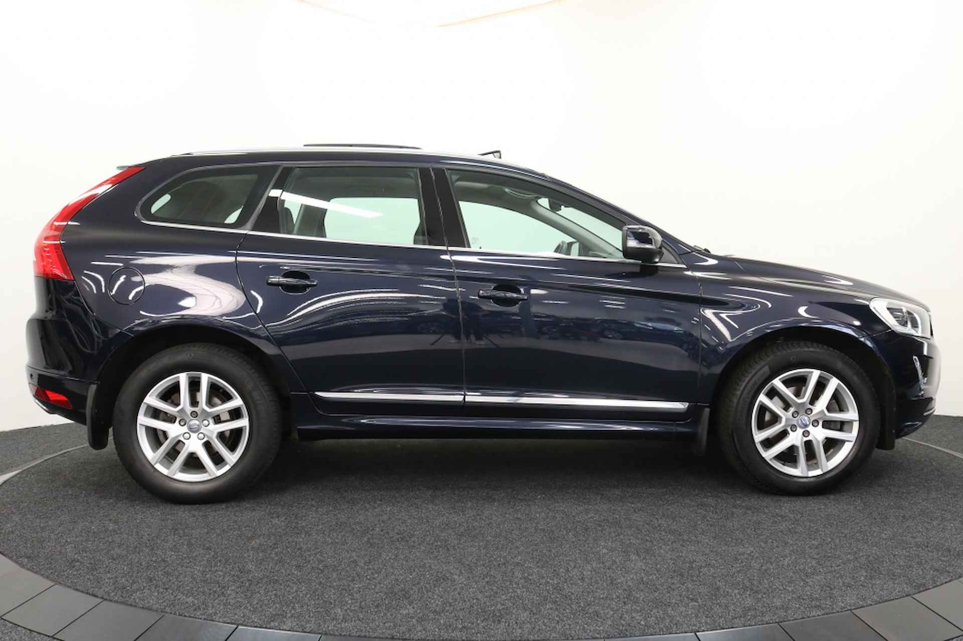 Volvo XC60 2.0 T5 Kinetic - 16/32