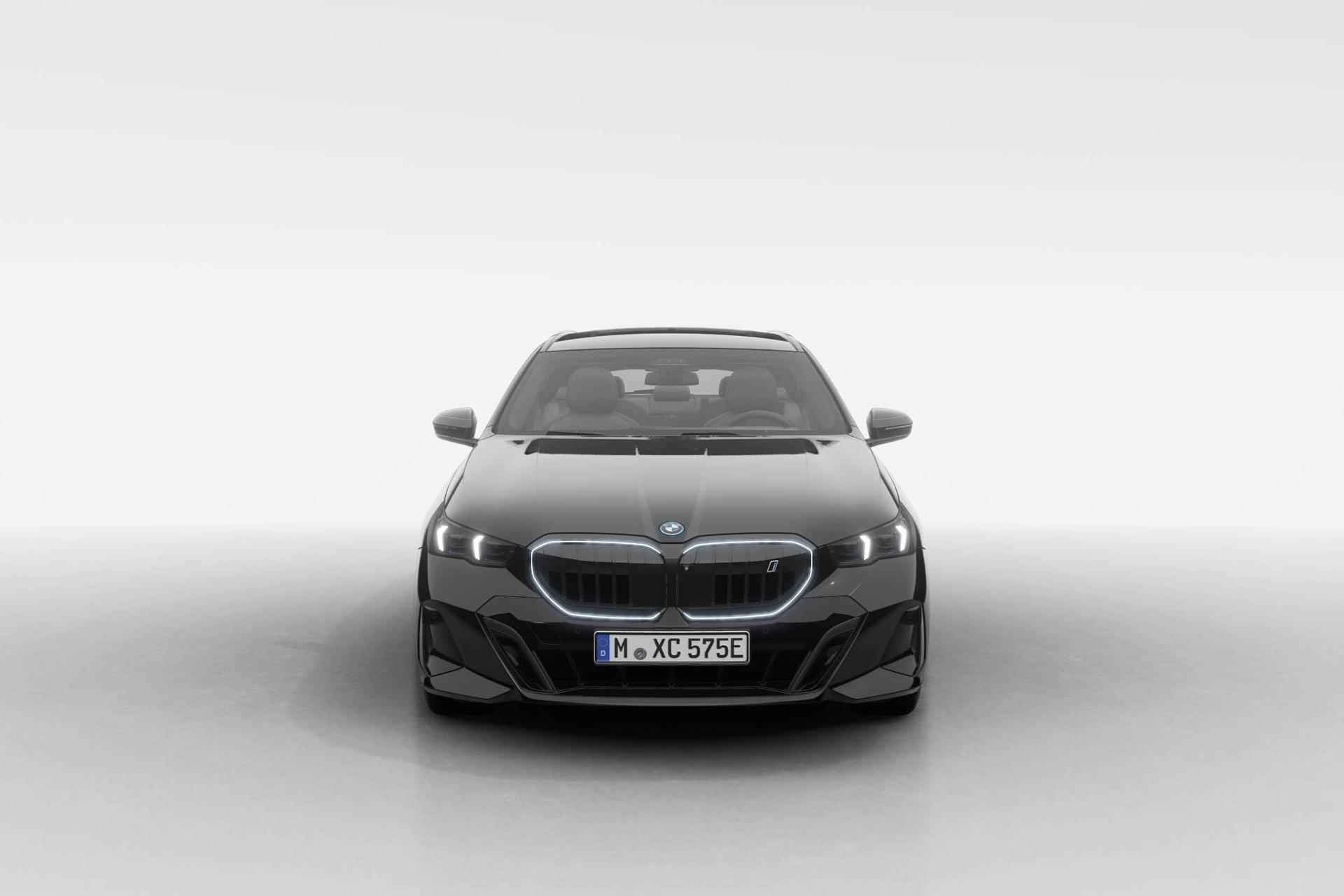 BMW i5 Touring eDrive40 M Sport Edition | M Sport Pro | Innovation Pack | Travel Pack | Comfort Pack - 3/20